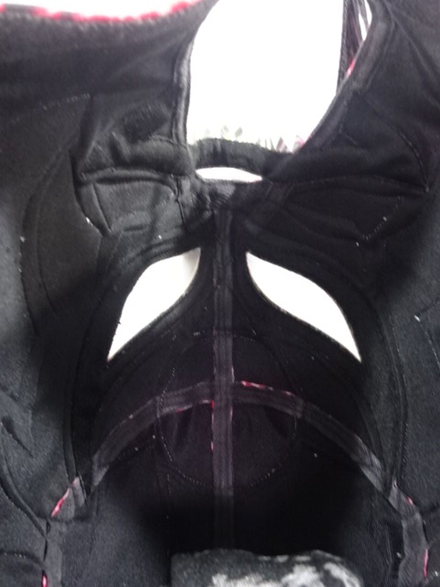 怪人ハブ男(HUB)