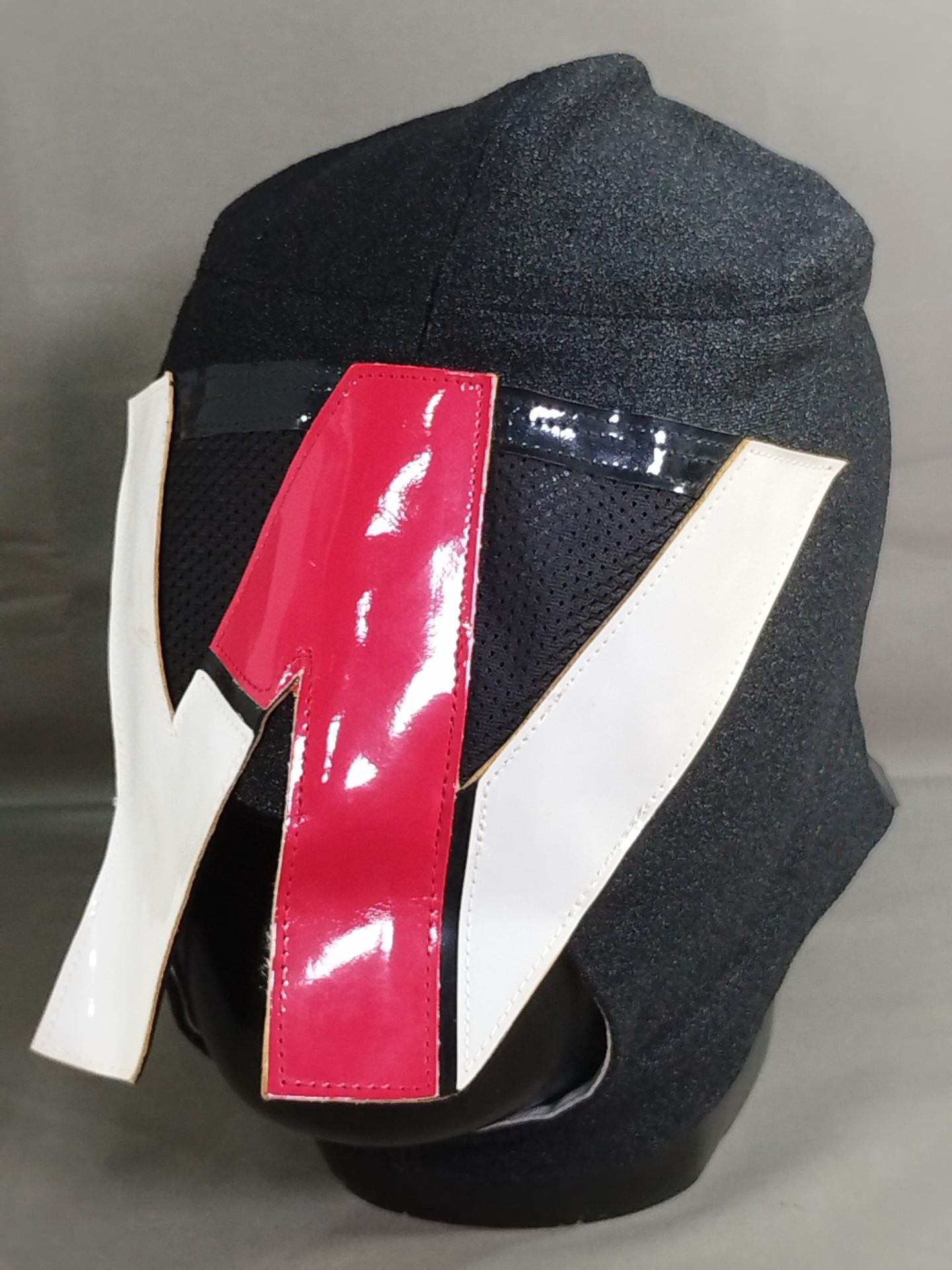 W-1 Mask