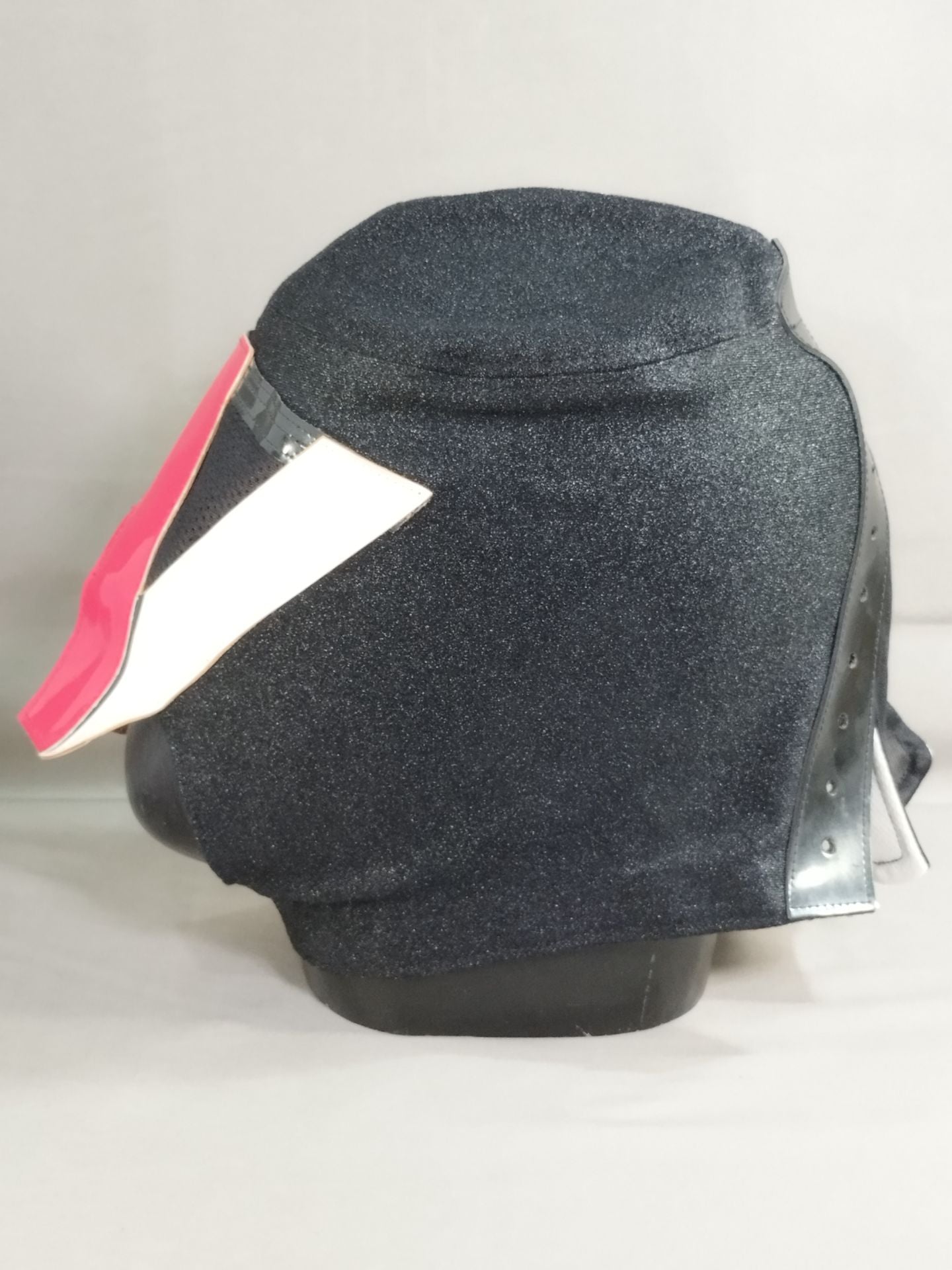 W-1 Mask