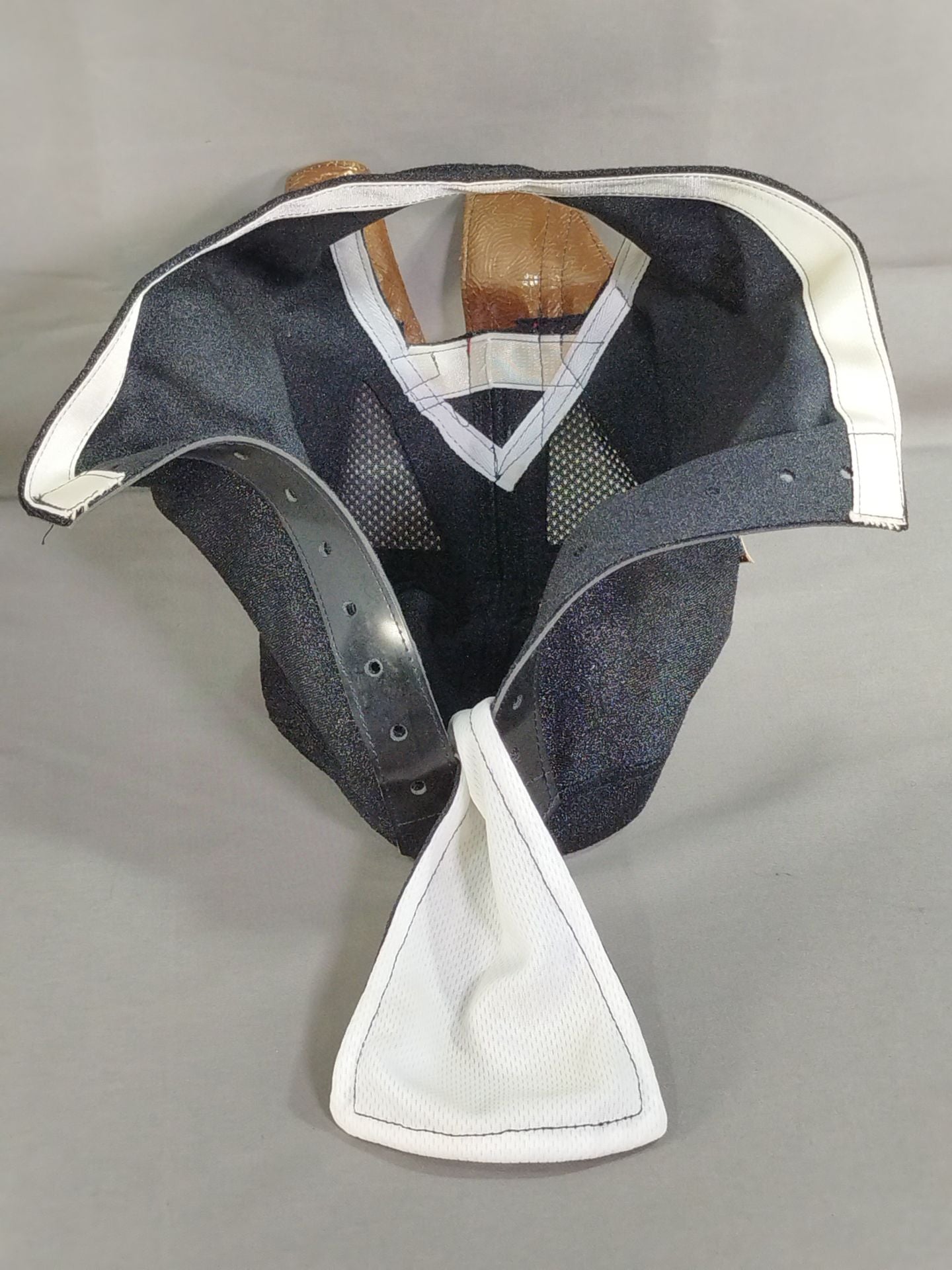 W-1 Mask
