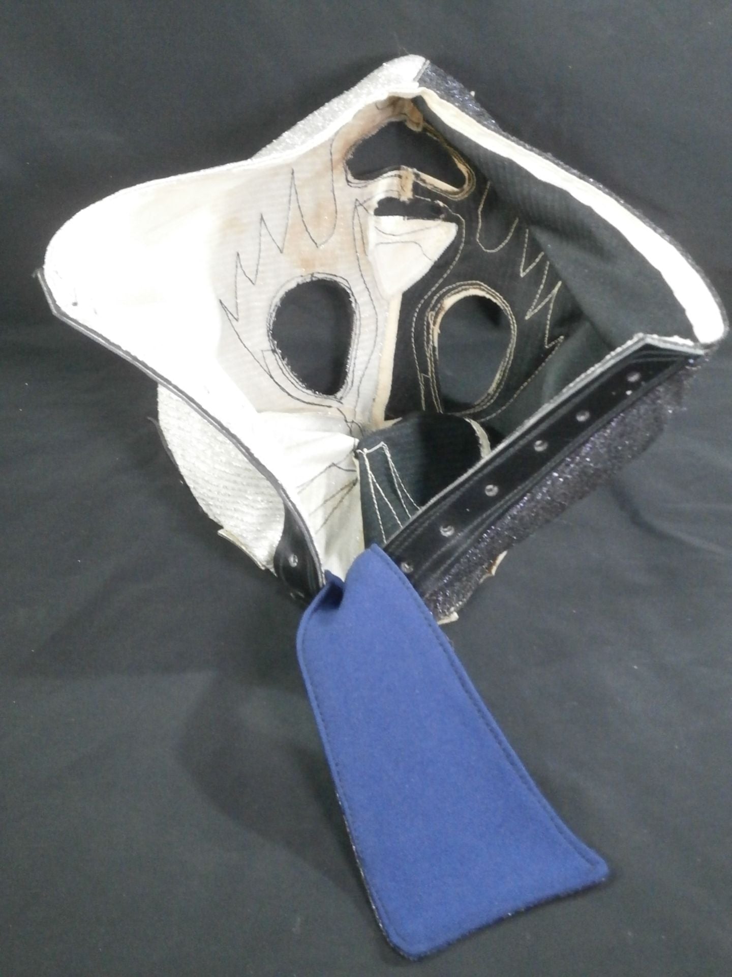 Mil Mascaras