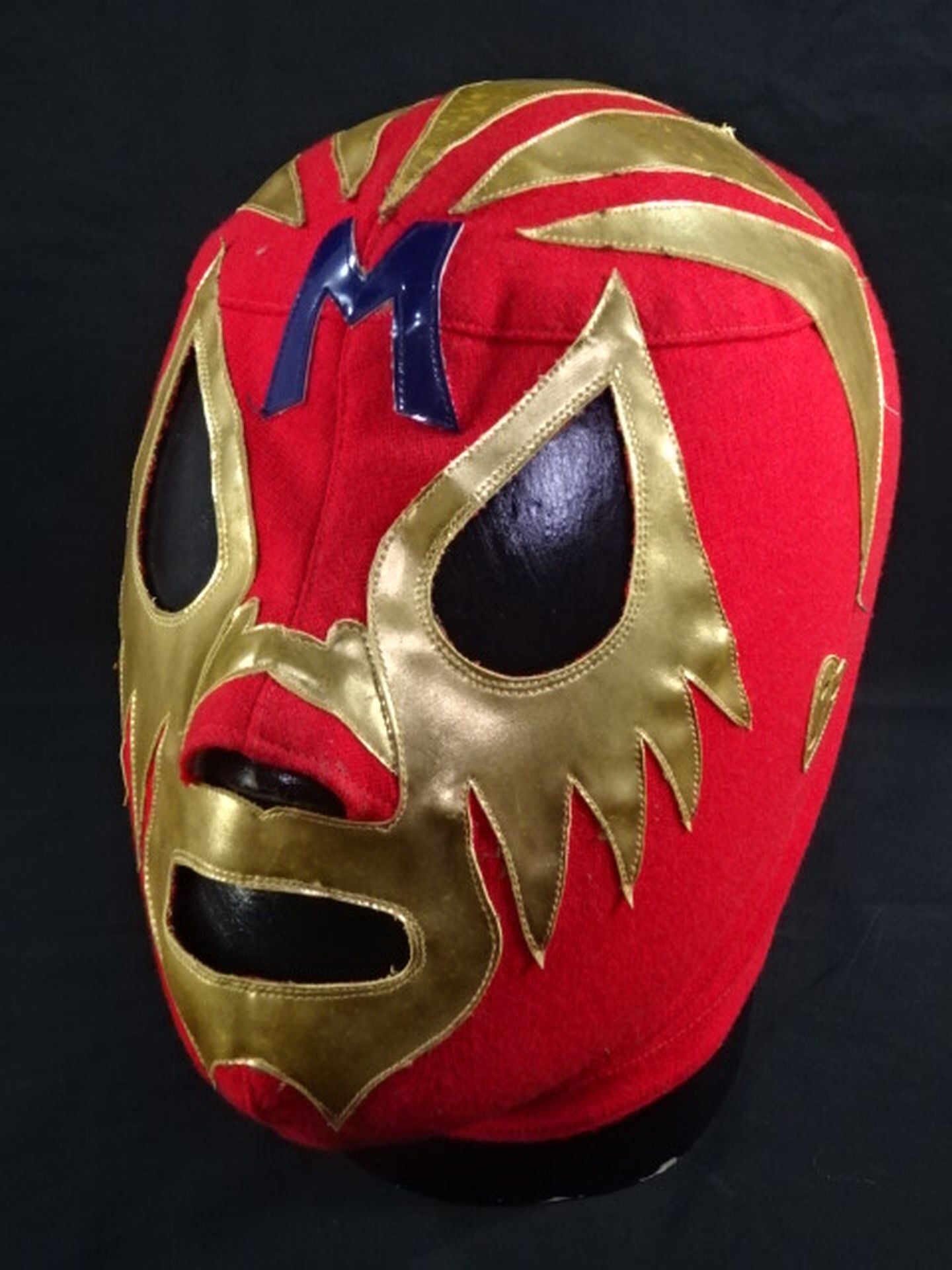 Mil Mascaras