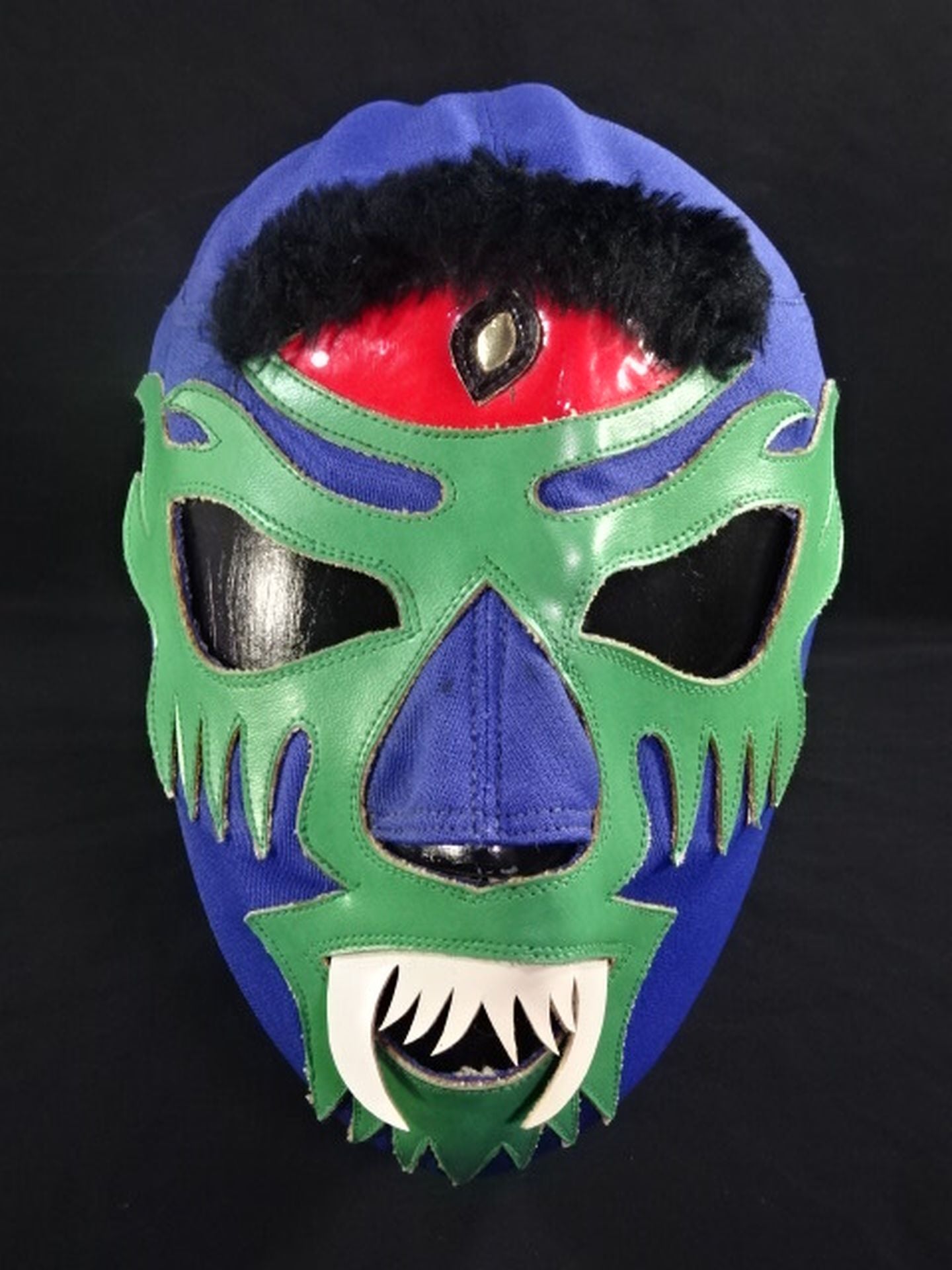 Mil Mascaras
