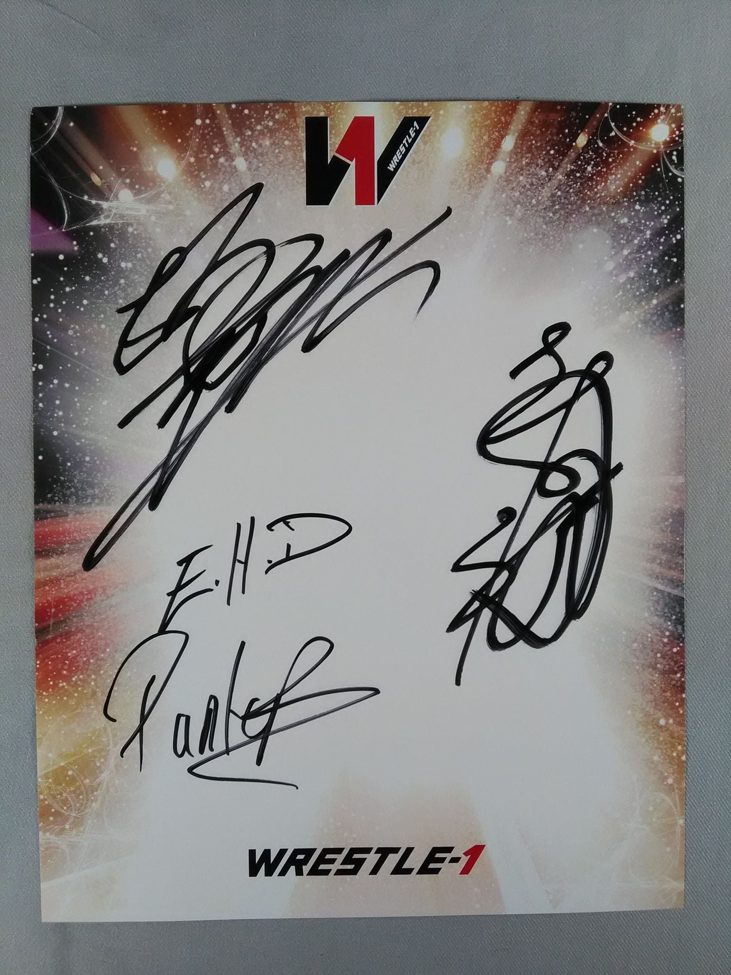 [3 fighters hand signed autograph WRESTLE-1 Pro-Photo