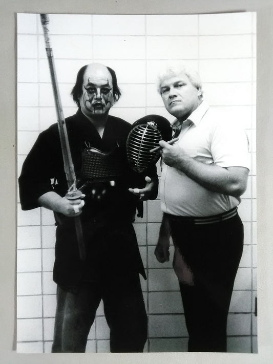 ケンドー・ナガサキ&J・J・ディロン 白黒大判写真