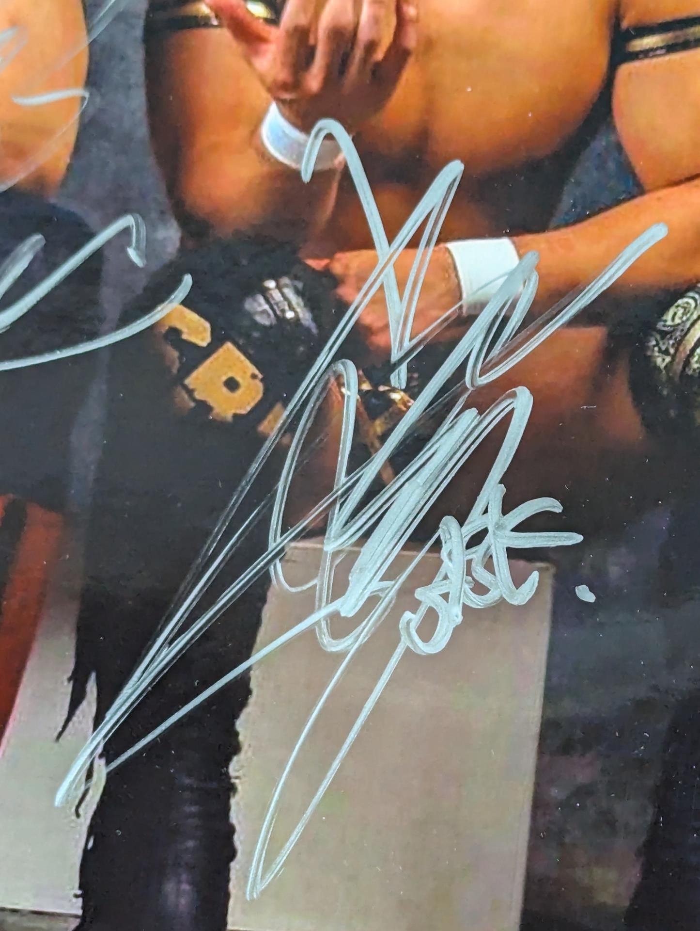 SBK&TAKUMA 直筆Wサイン入り ポートレート(A-1)