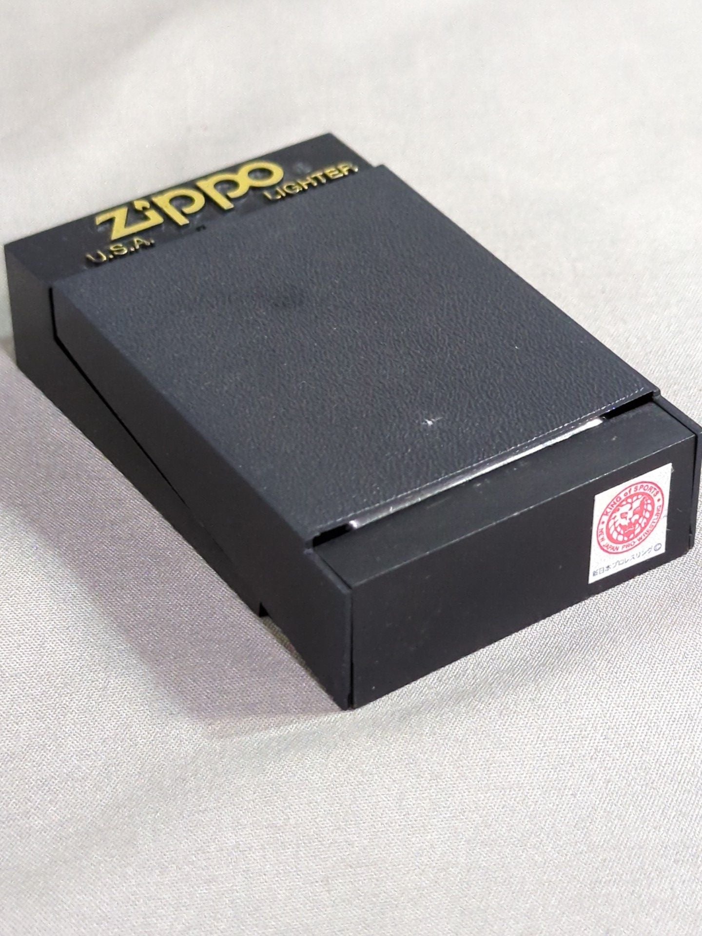 ★ ★ ARISTRIST TEAM2000 ZIPPO (All Silver)