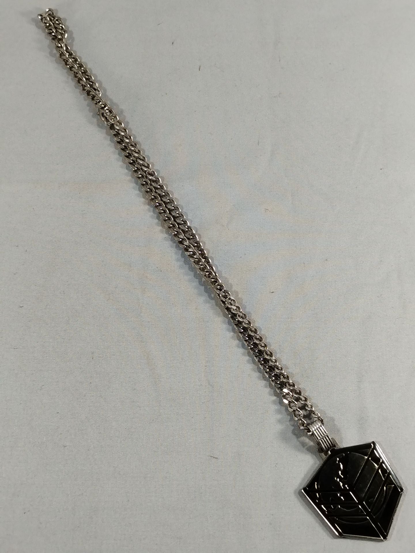 ★ ★ ARISTRIST TEAM 2000 NECKLACE