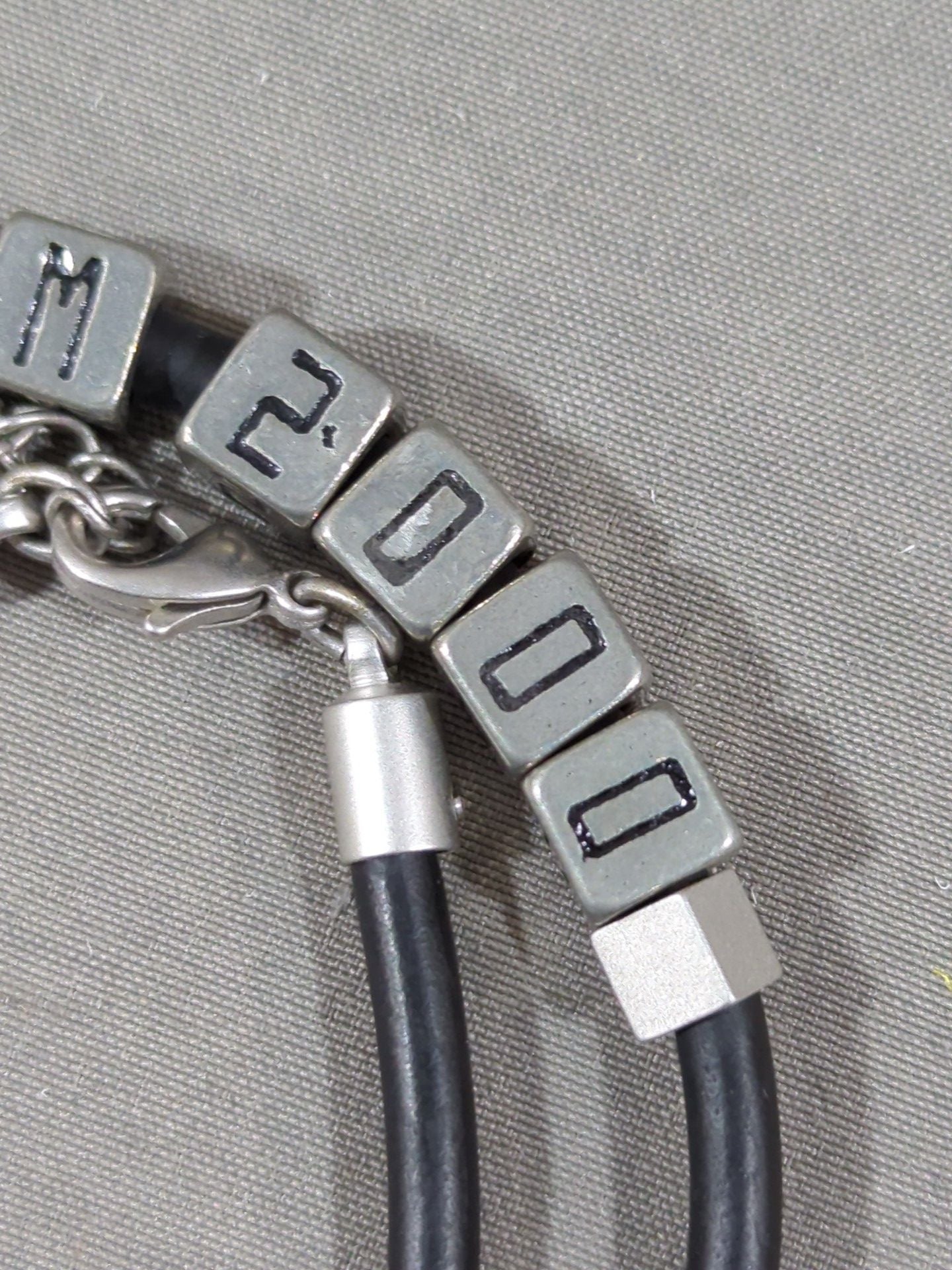 ★ ★ ARISTRIST  TEAM2000 Tube Necklace