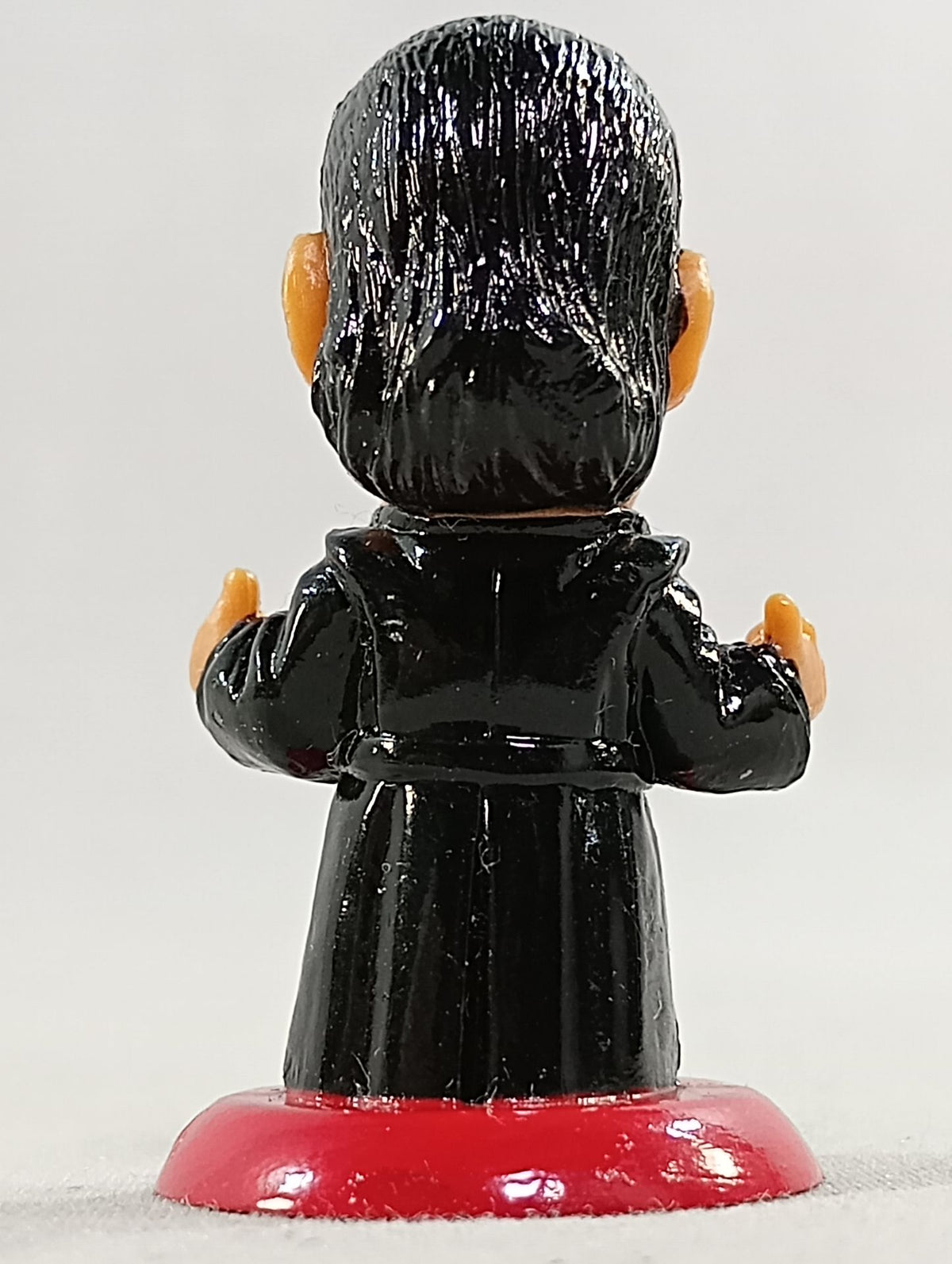 Masahiro Chono (B) Black Gown
