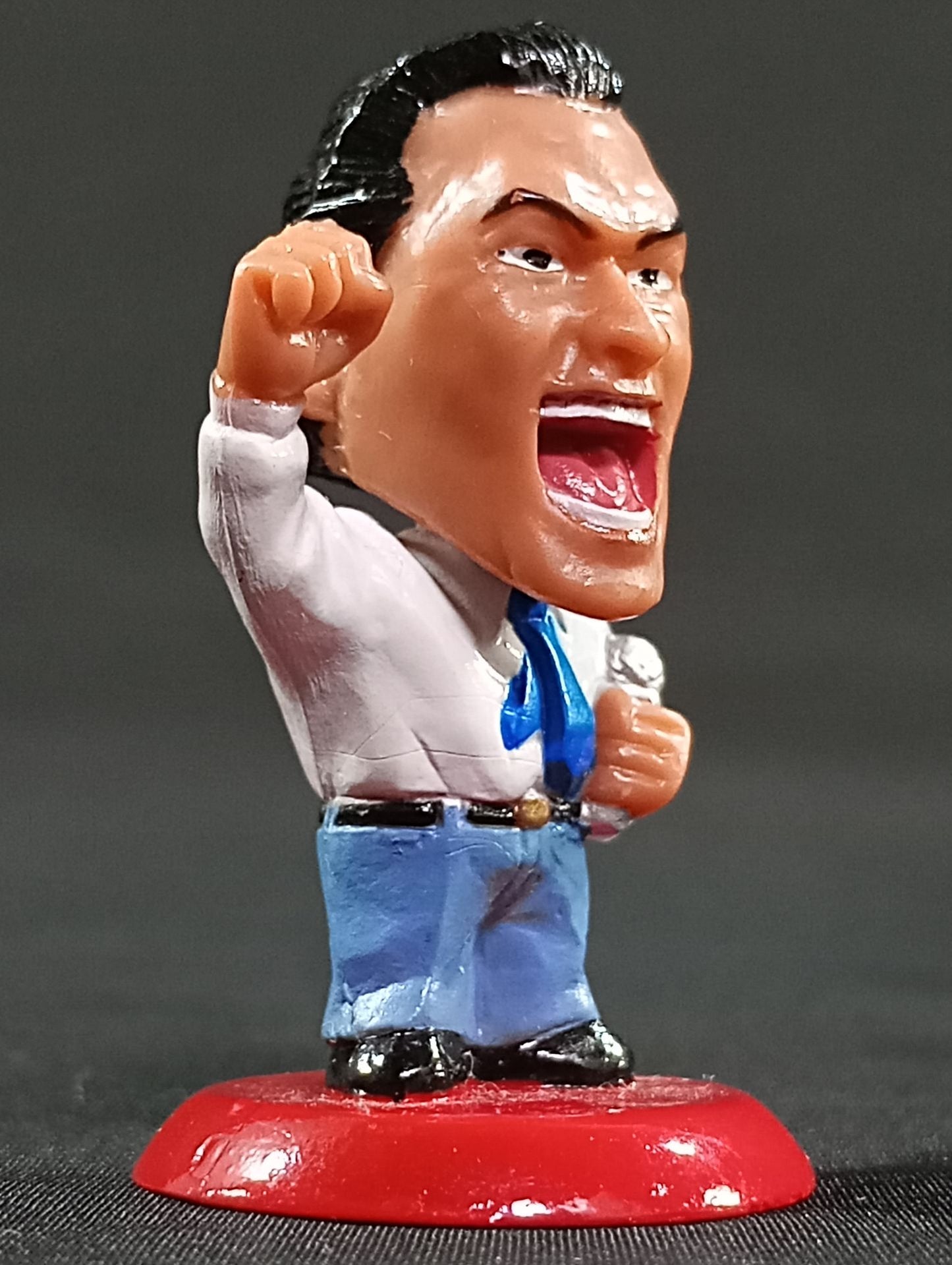 ★ ★ Secret Antonio Inoki (Suit)