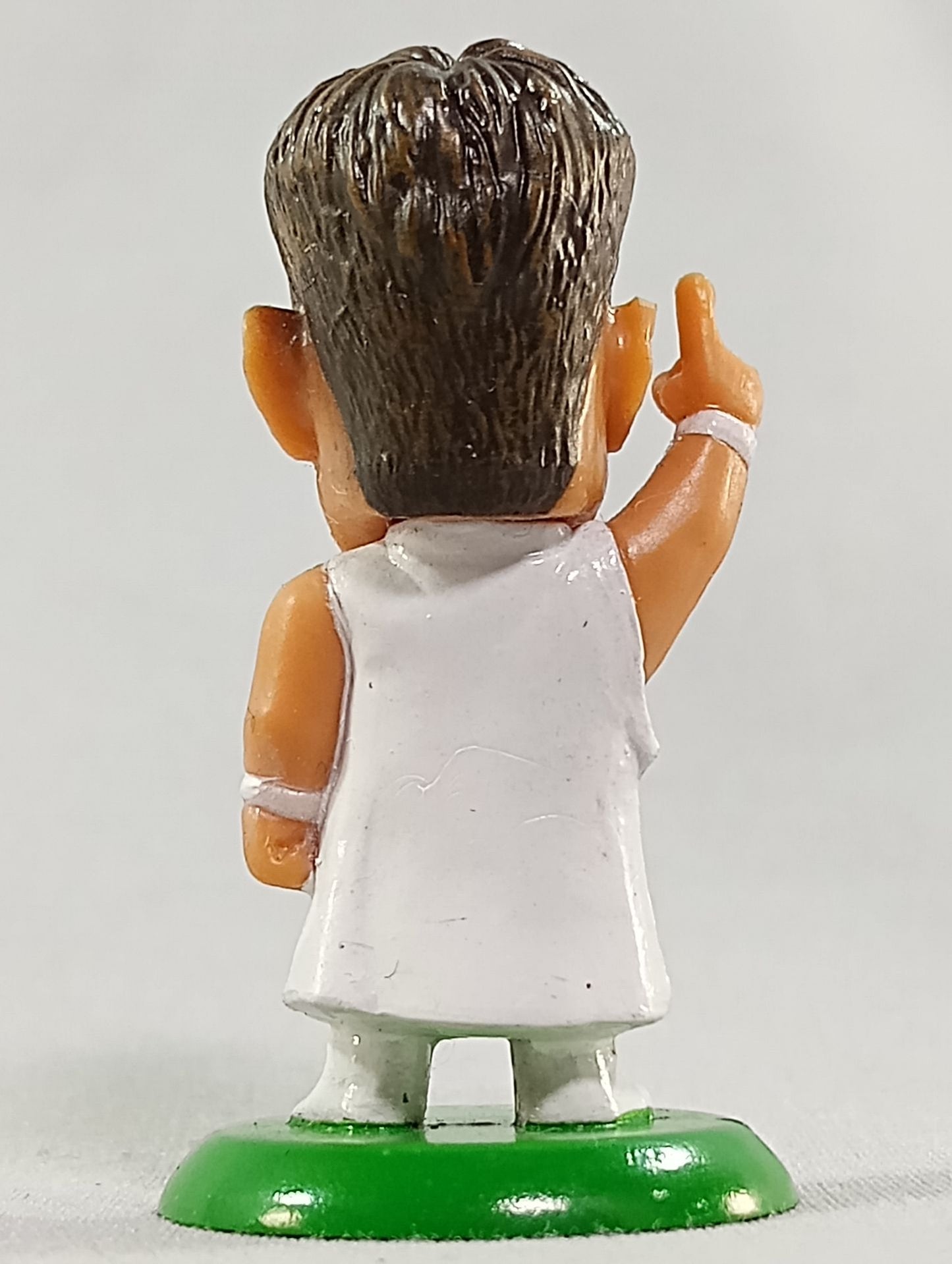 Jun Akiyama (A) Gown