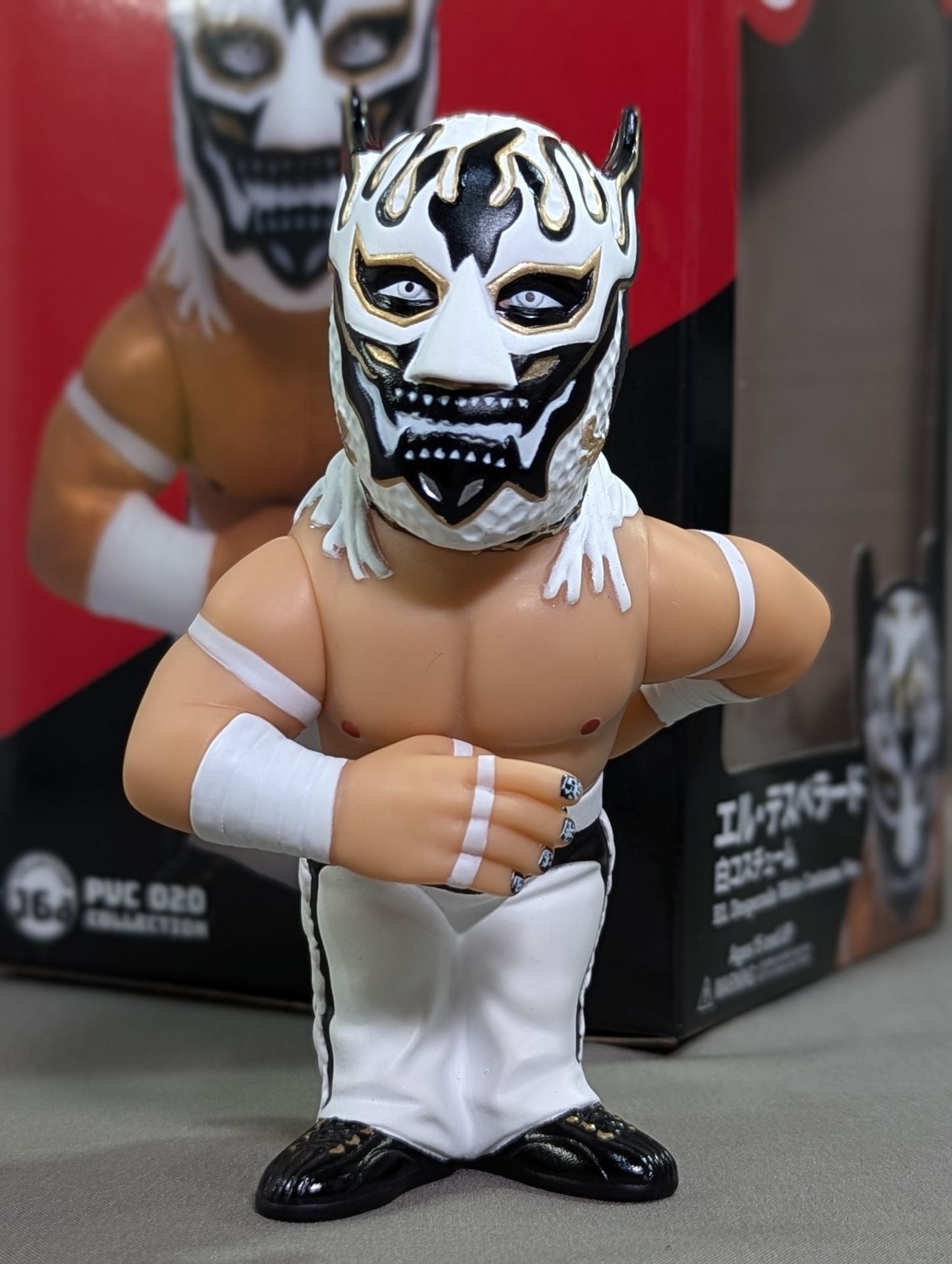 エル・デスペラード(白コスチューム) 16dソフビコレクション – 闘道館