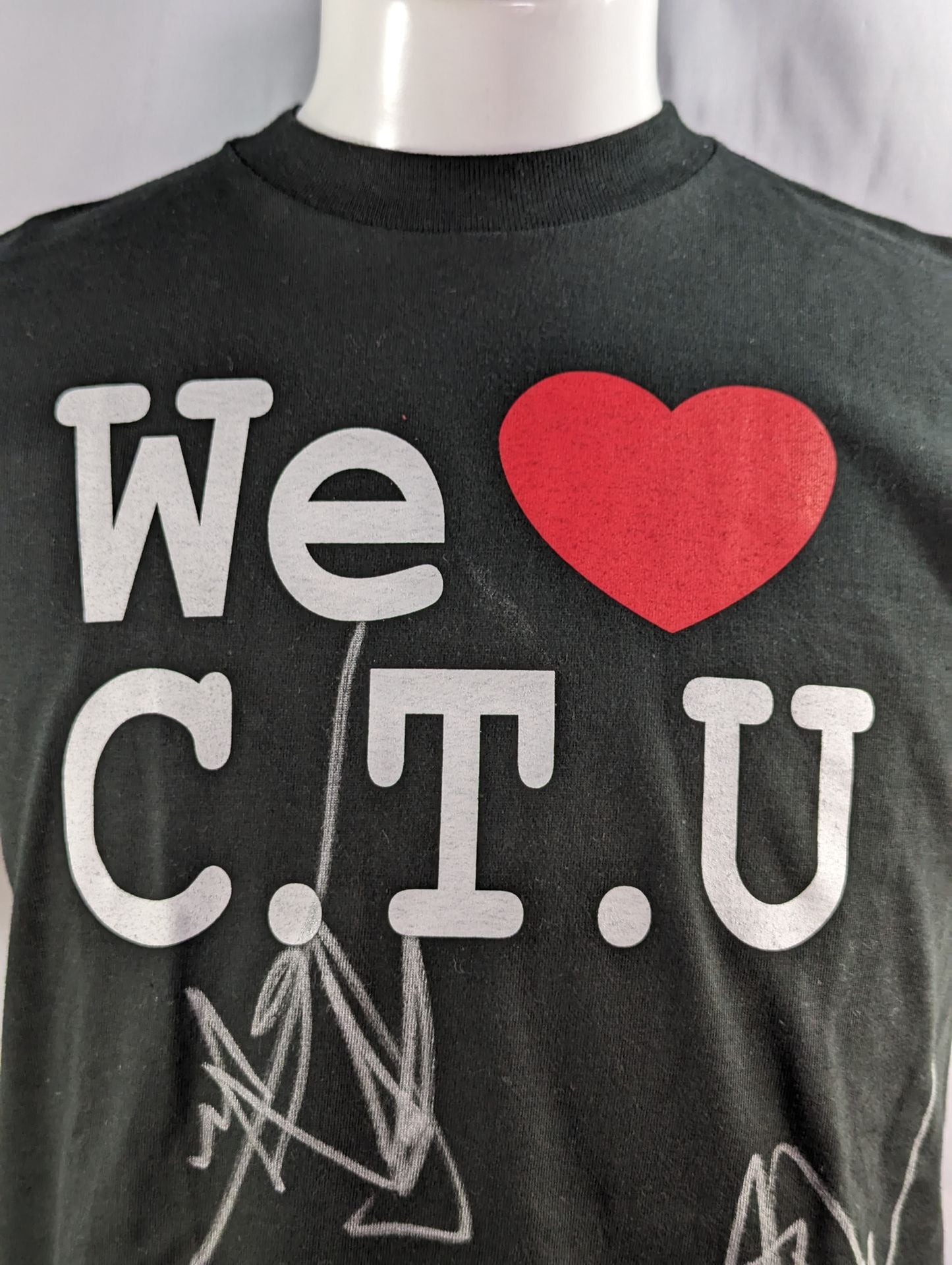 【5選手直筆サイン入り】We Love C.T.U Tシャツ
