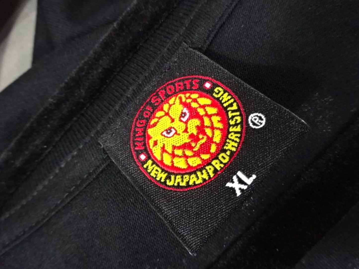 SANADA「Cold Skull」VネックTシャツ