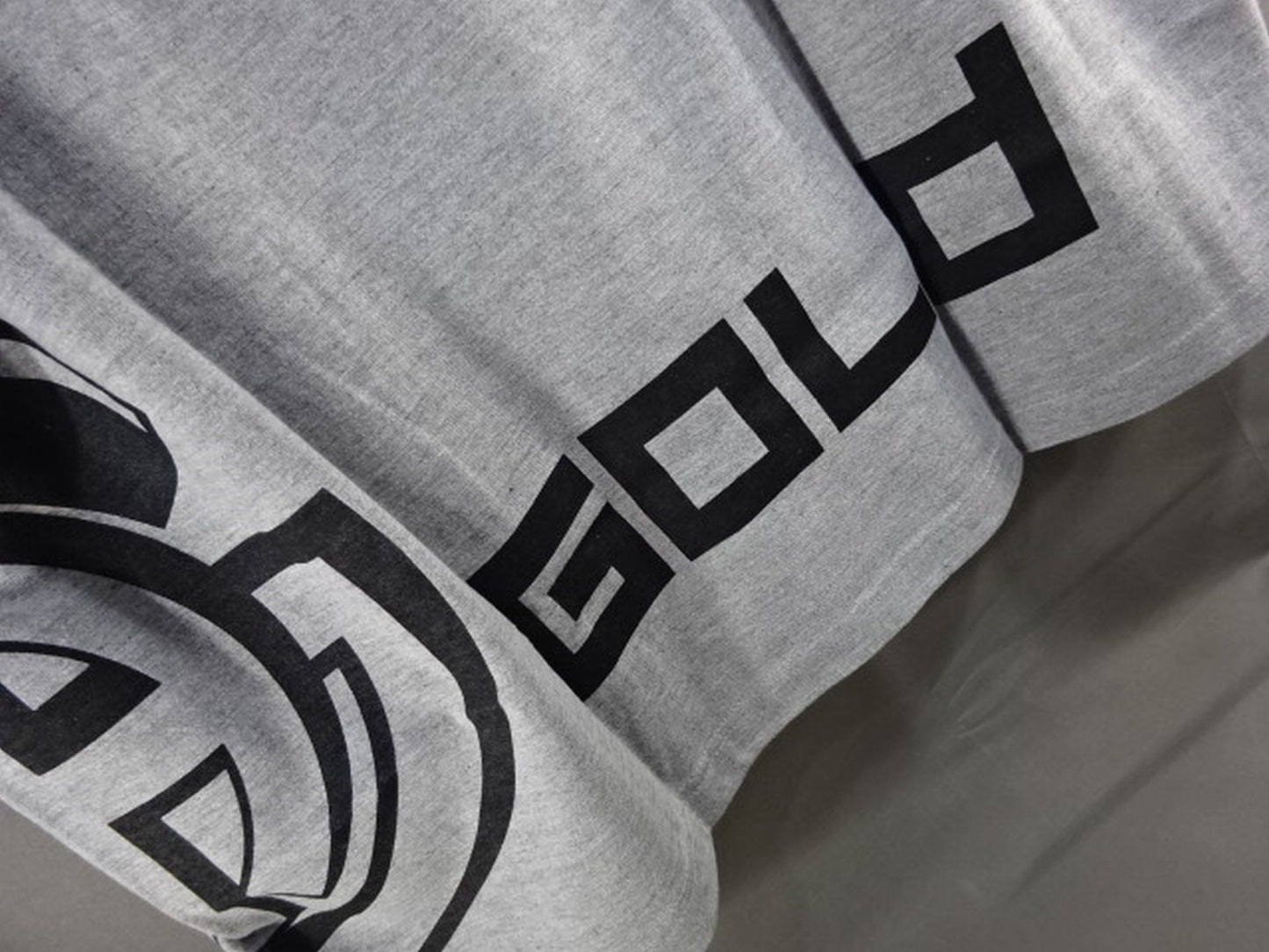 YOSHI-HASHI "STAY GOLD" T-SHIRT (GRAY)