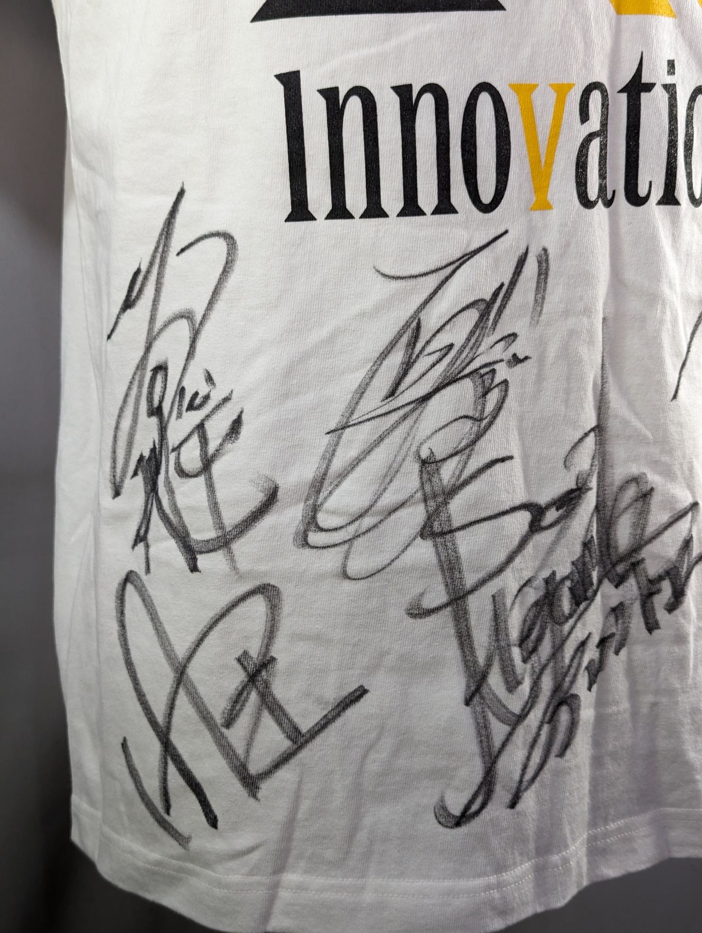 【6選手直筆サイン入り】NOAH「Innovation」Tシャツ(ホワイト)
