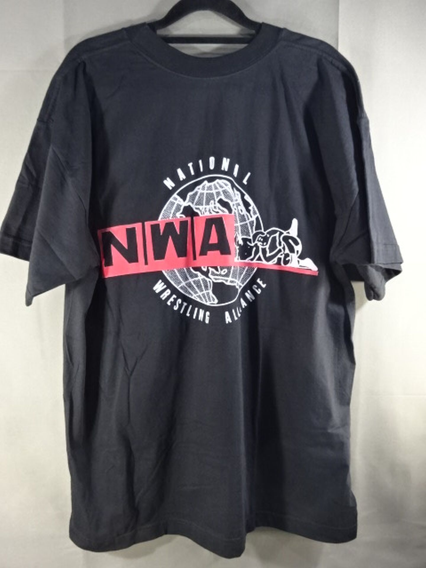 IWA JAPAN「NWA」ロゴTシャツ