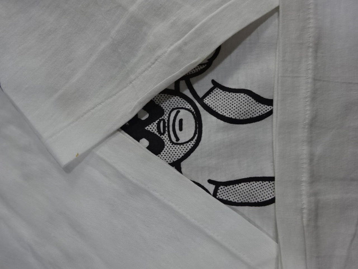 Los Brazos Illustration T-shirt