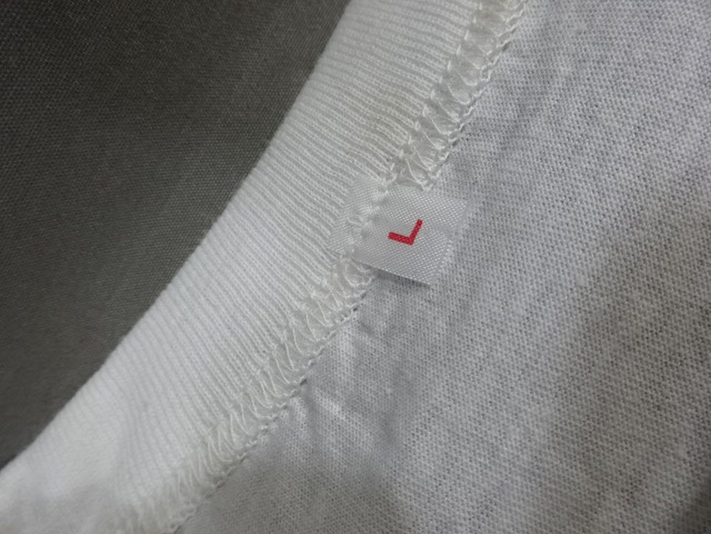 Los Brazos Illustration T-shirt