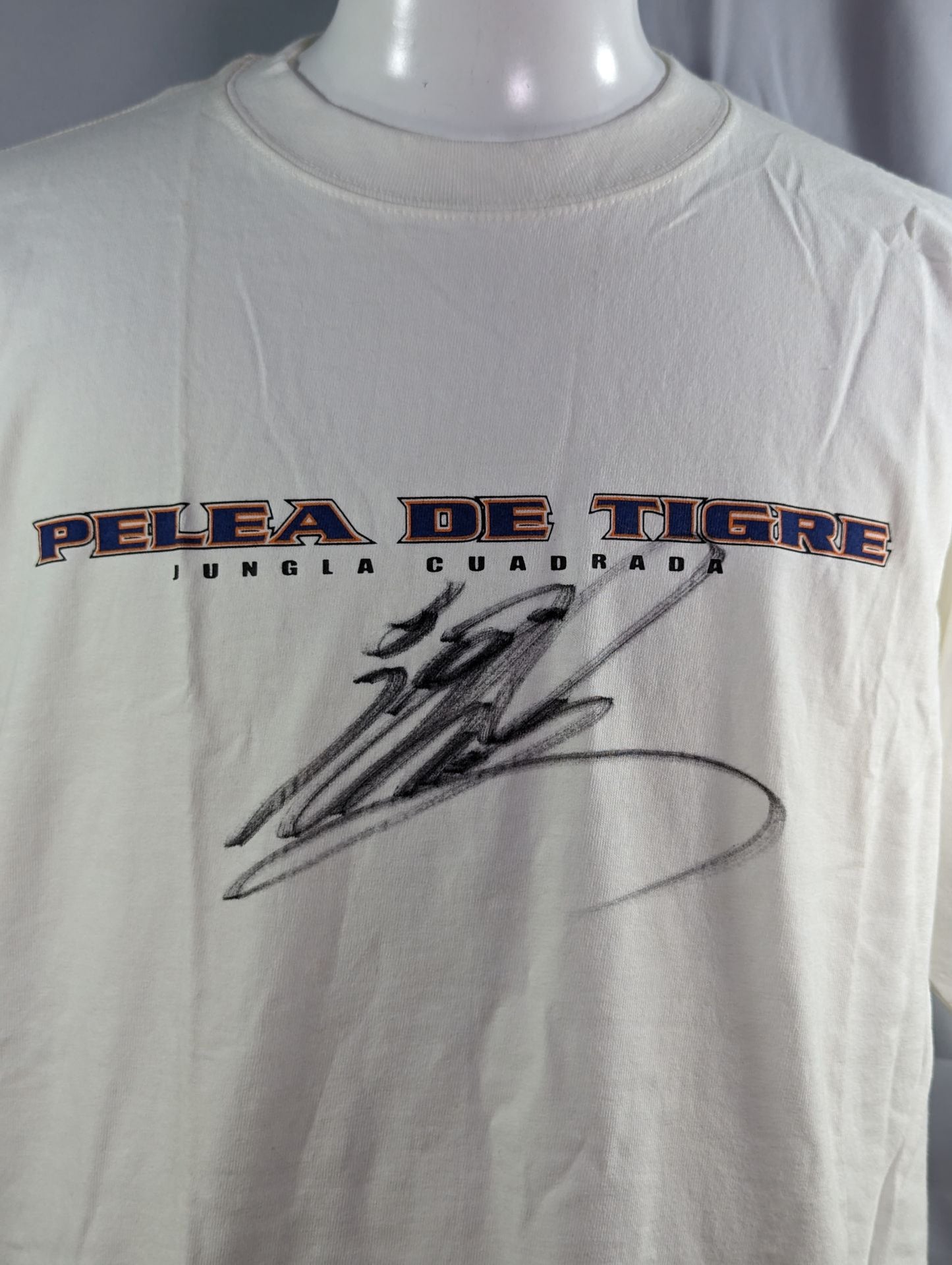 【直筆サイン入り】4代目タイガーマスク「PELEA DE TIGRE」Tシャツ(ホワイト)