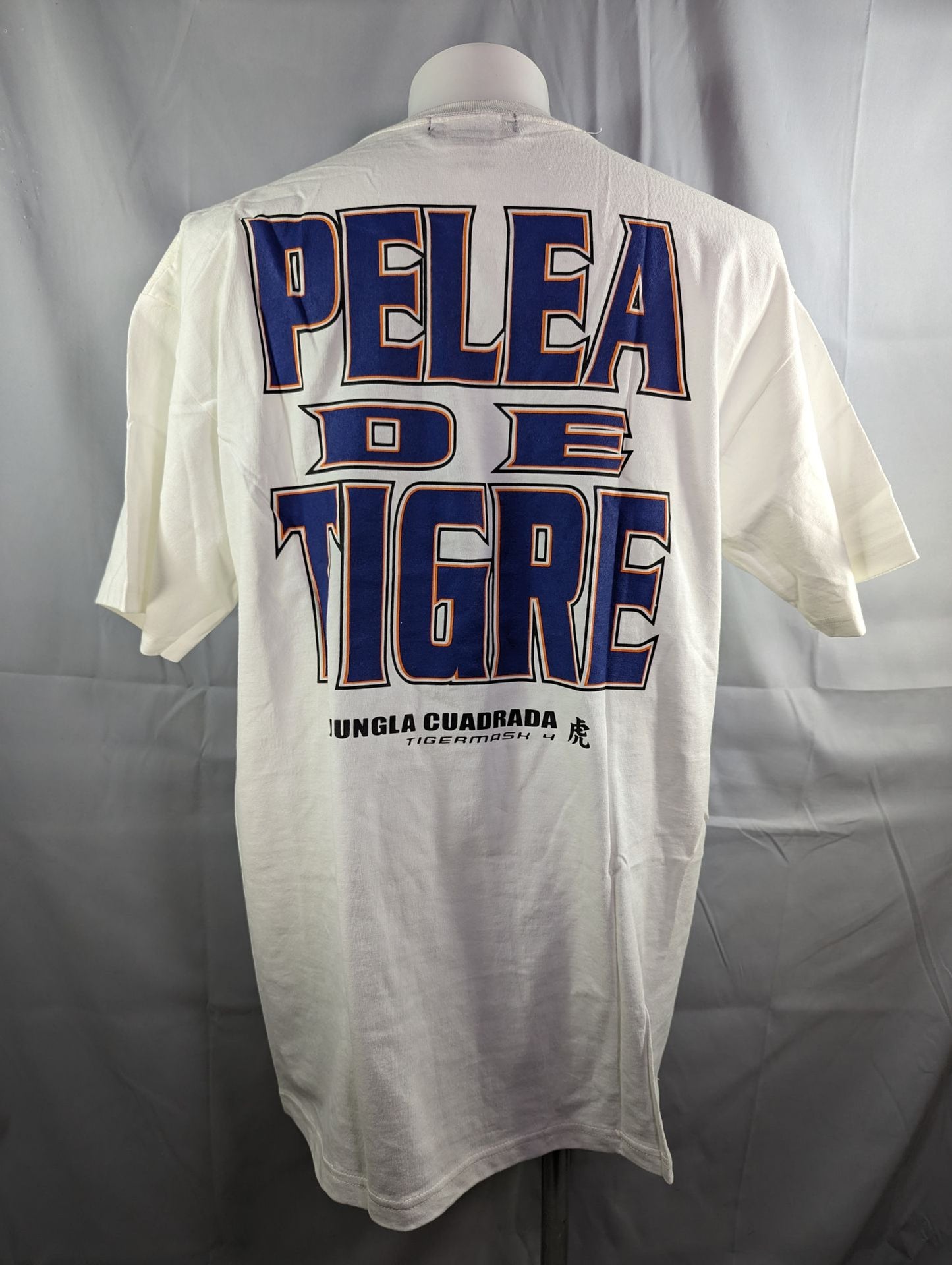【直筆サイン入り】4代目タイガーマスク「PELEA DE TIGRE」Tシャツ(ホワイト)