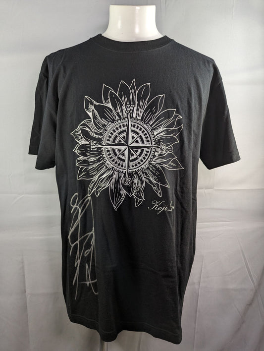 【直筆サイン入り】土肥孝司「Koji Doi」イラスト Tシャツ