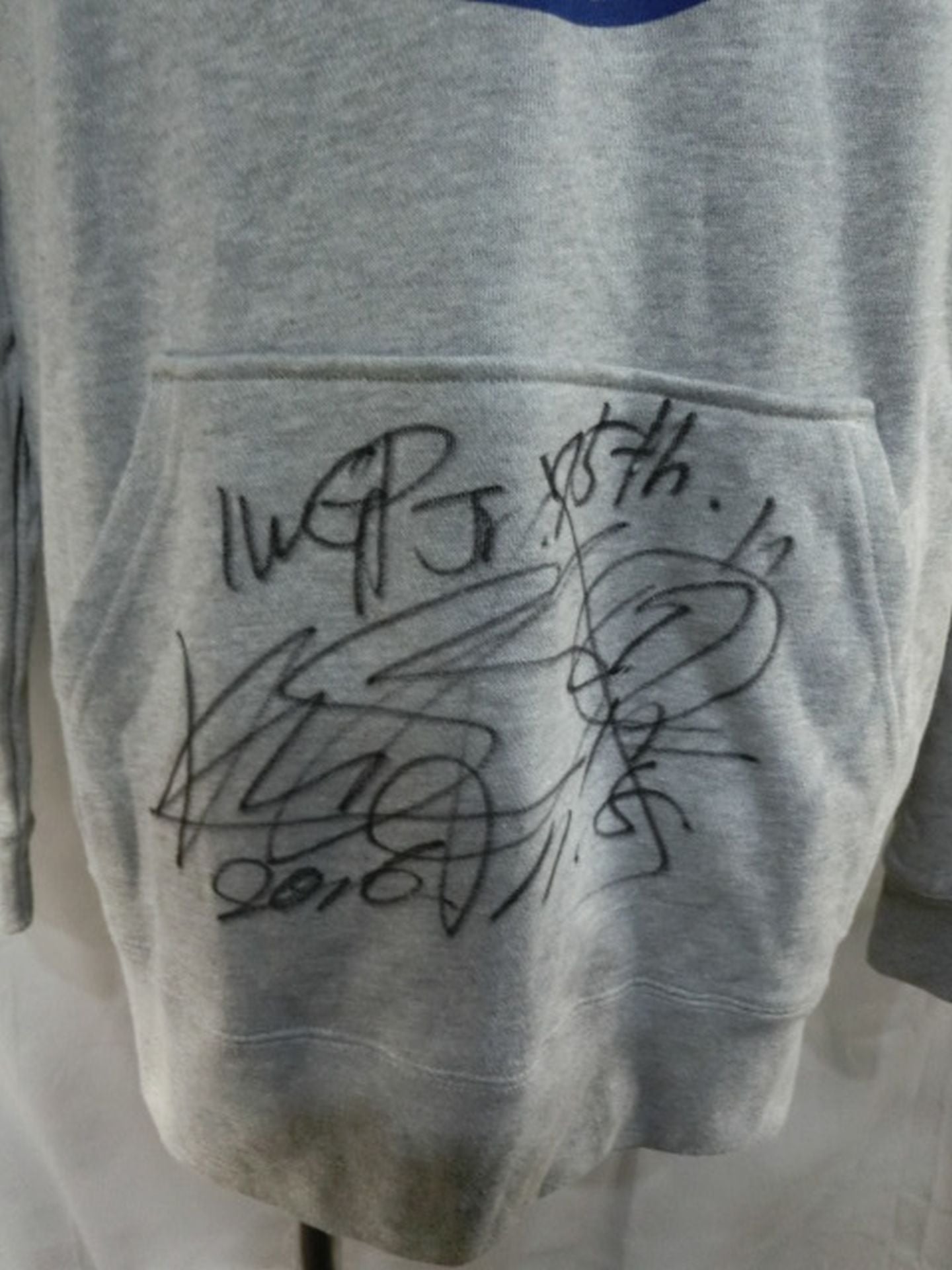 【直筆サイン入り】KUSHIDA プルオーバーパーカー②(グレー)