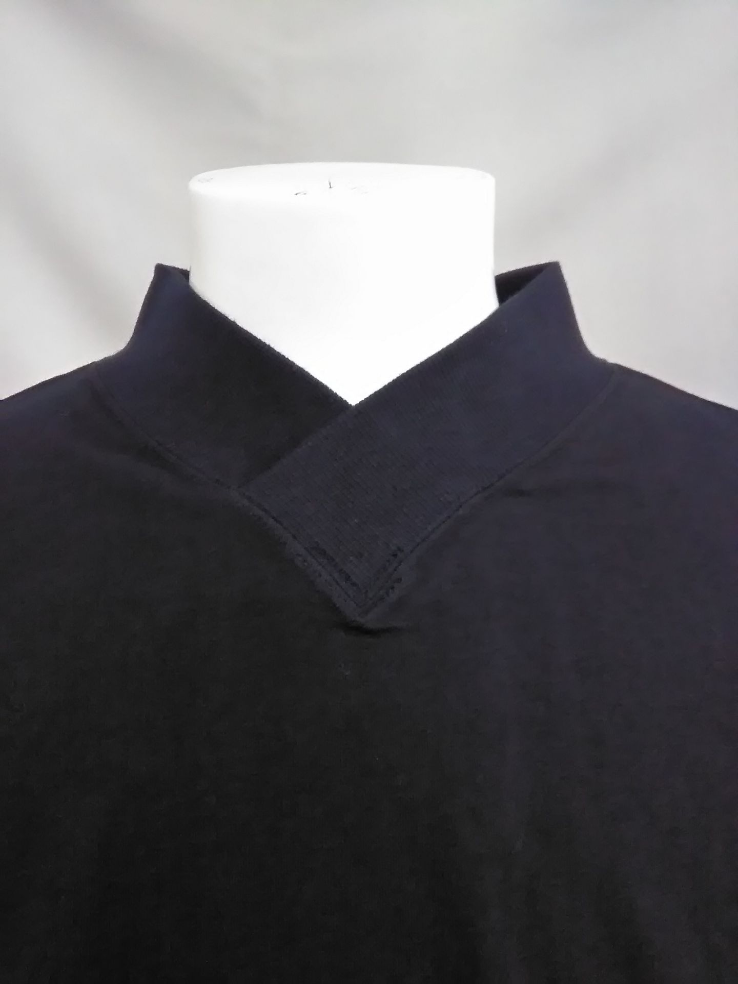 ARISTRIST  AT Long Neck Shirt