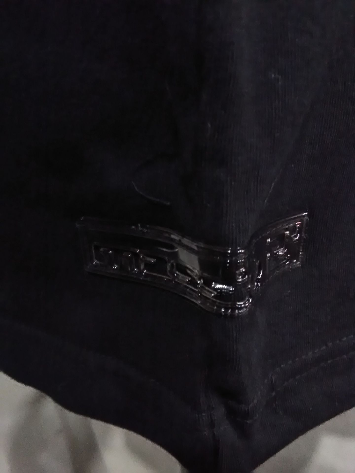 ARISTRIST  AT Long Neck Shirt