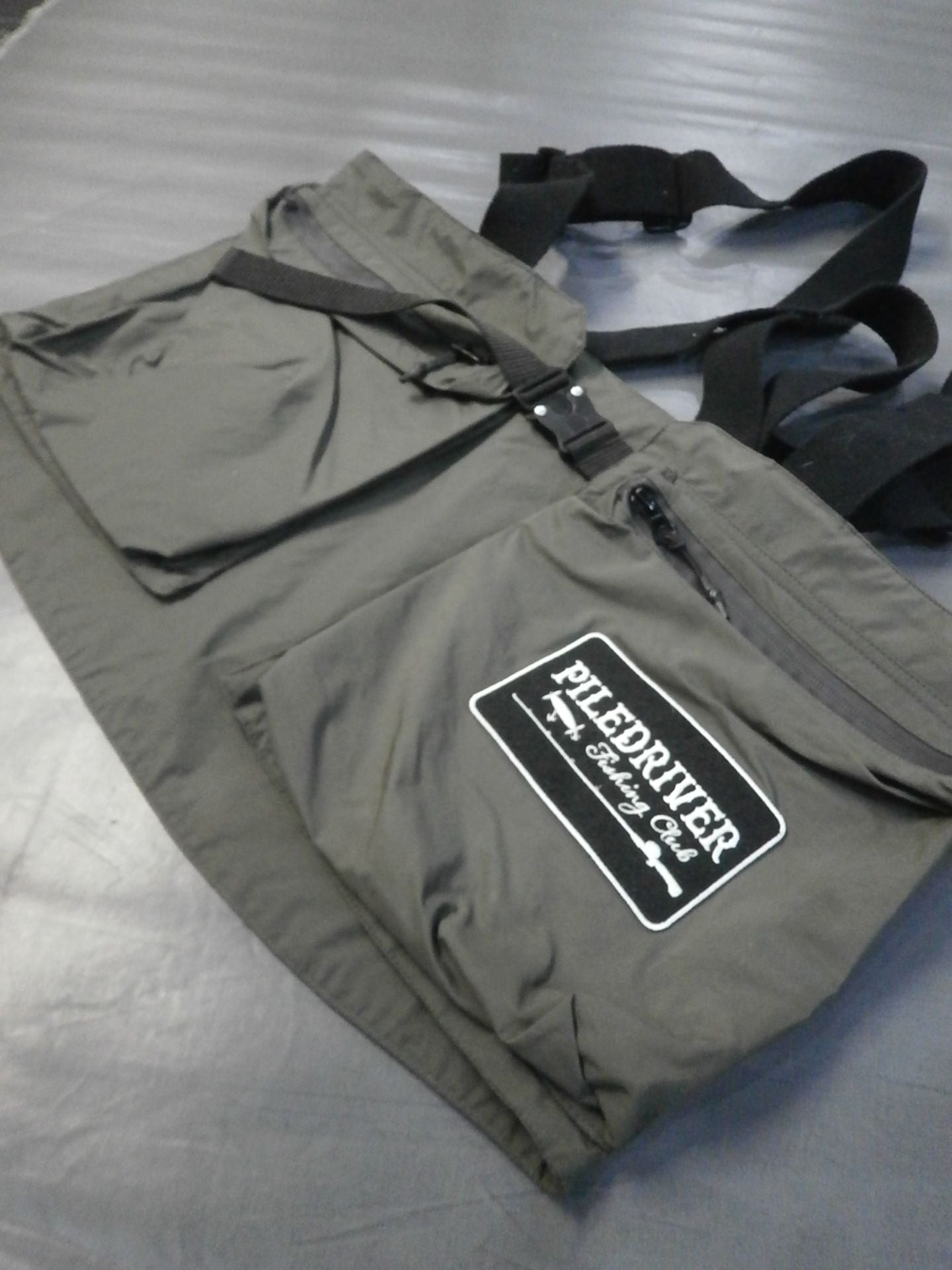 パイルドライバー原宿 P.F.C フィッシングベスト②(グレー)