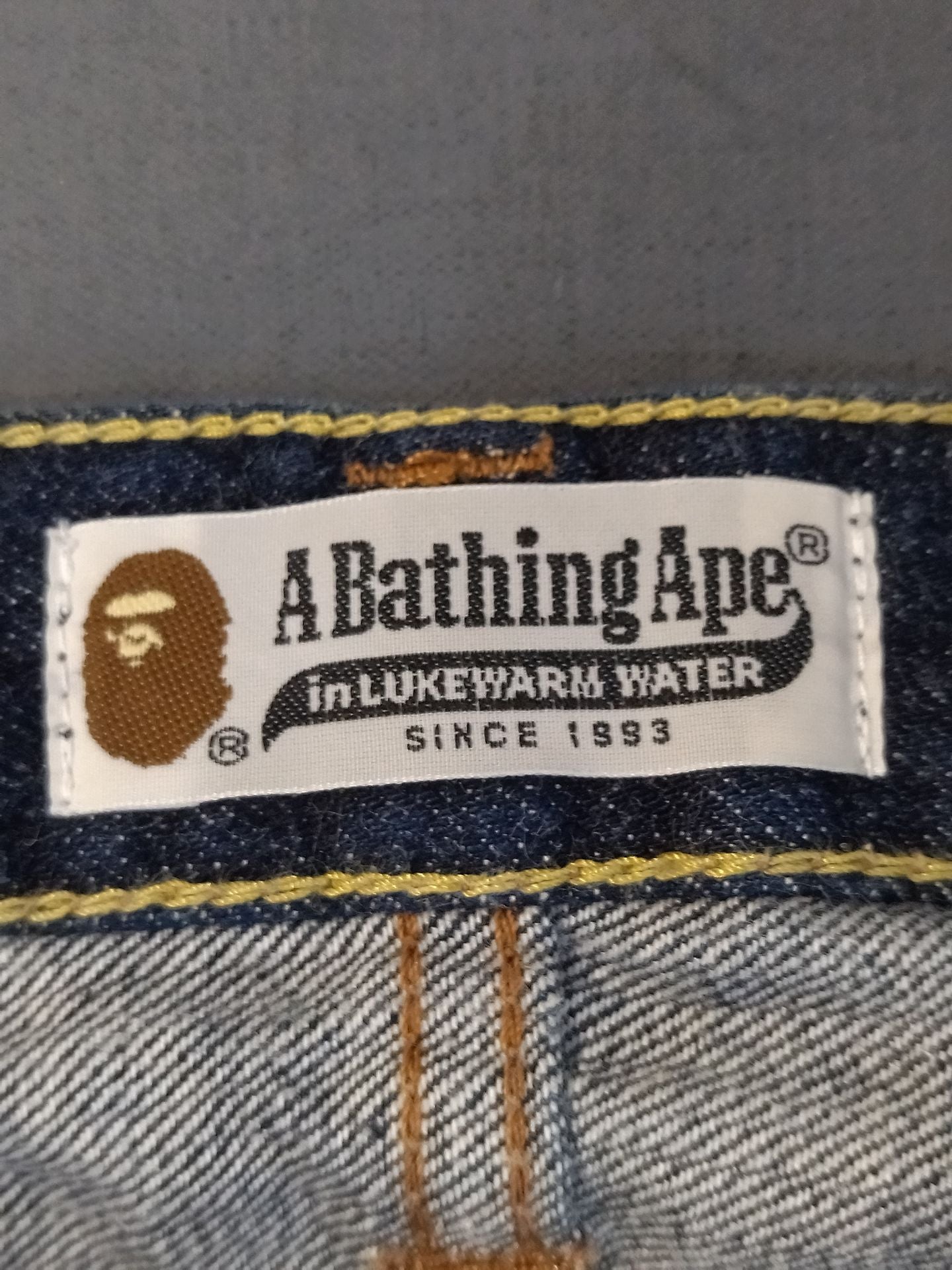 A BATHING APE JEANS(2)
