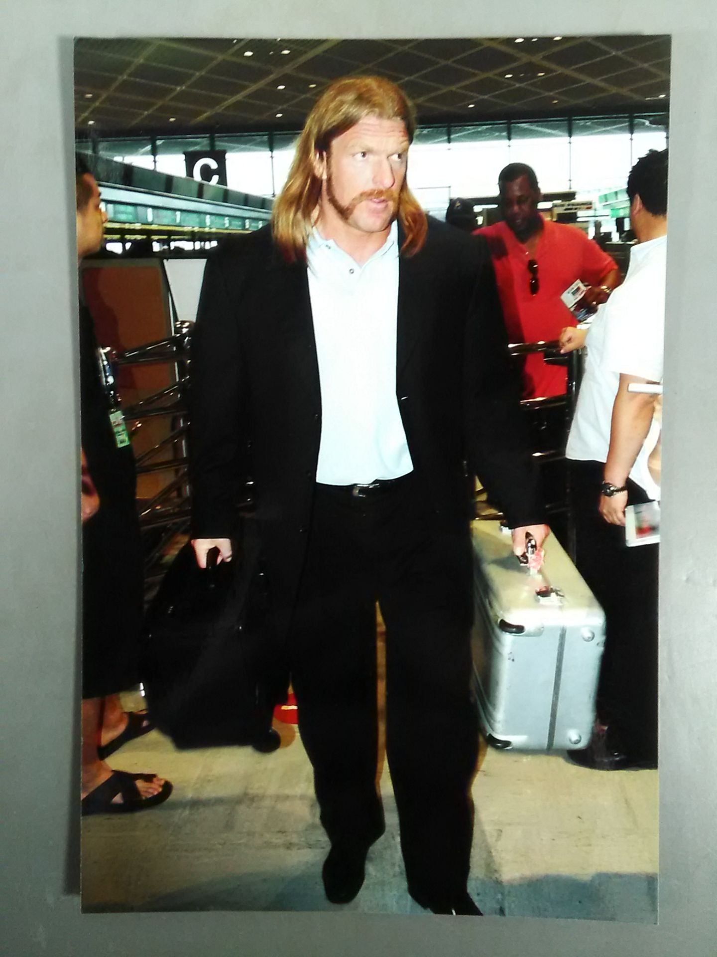 トリプルH 大判生写真①