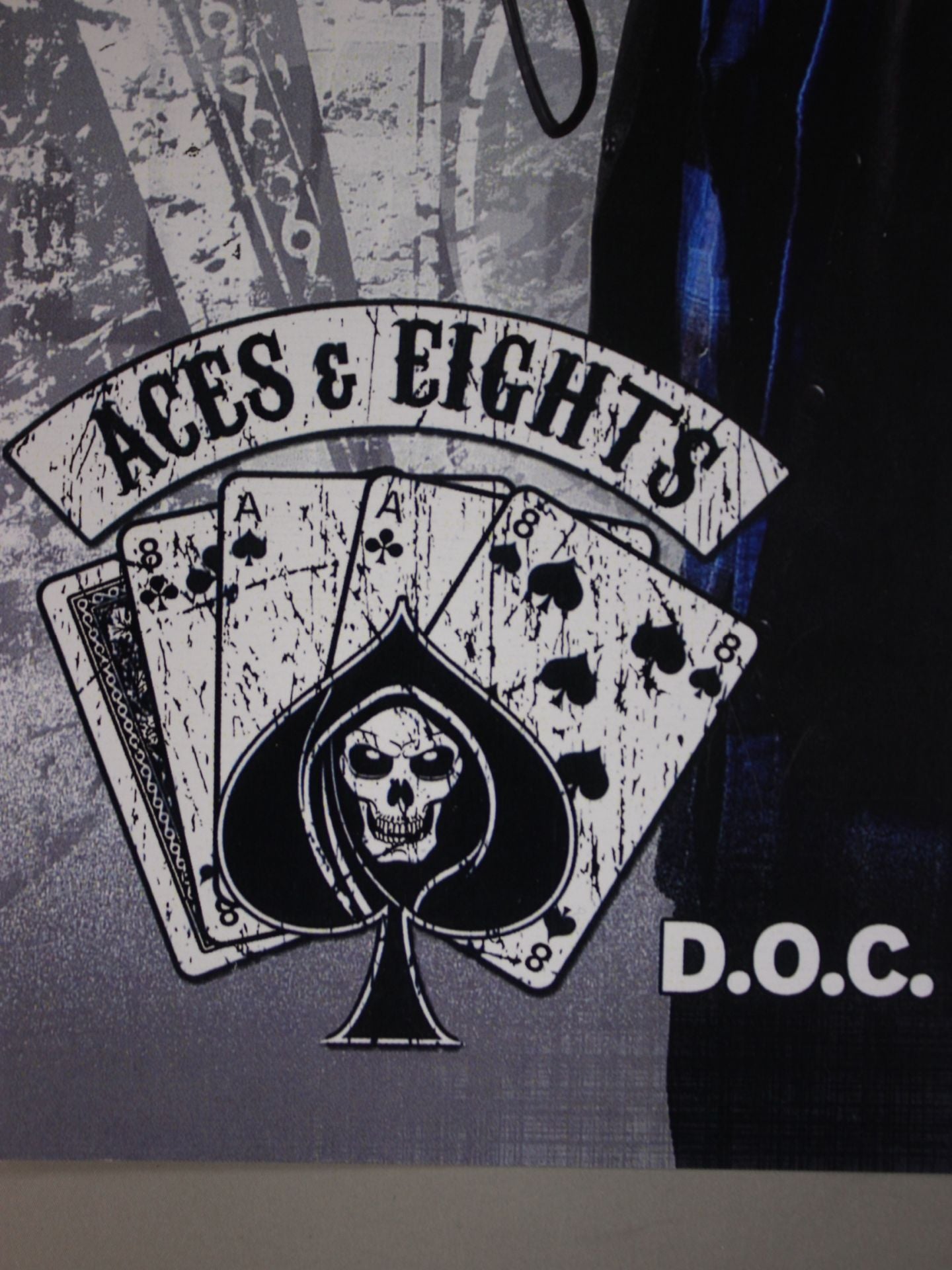 【ACES & EIGHTS】 DOC hand signed autograph Pro-Photo ②