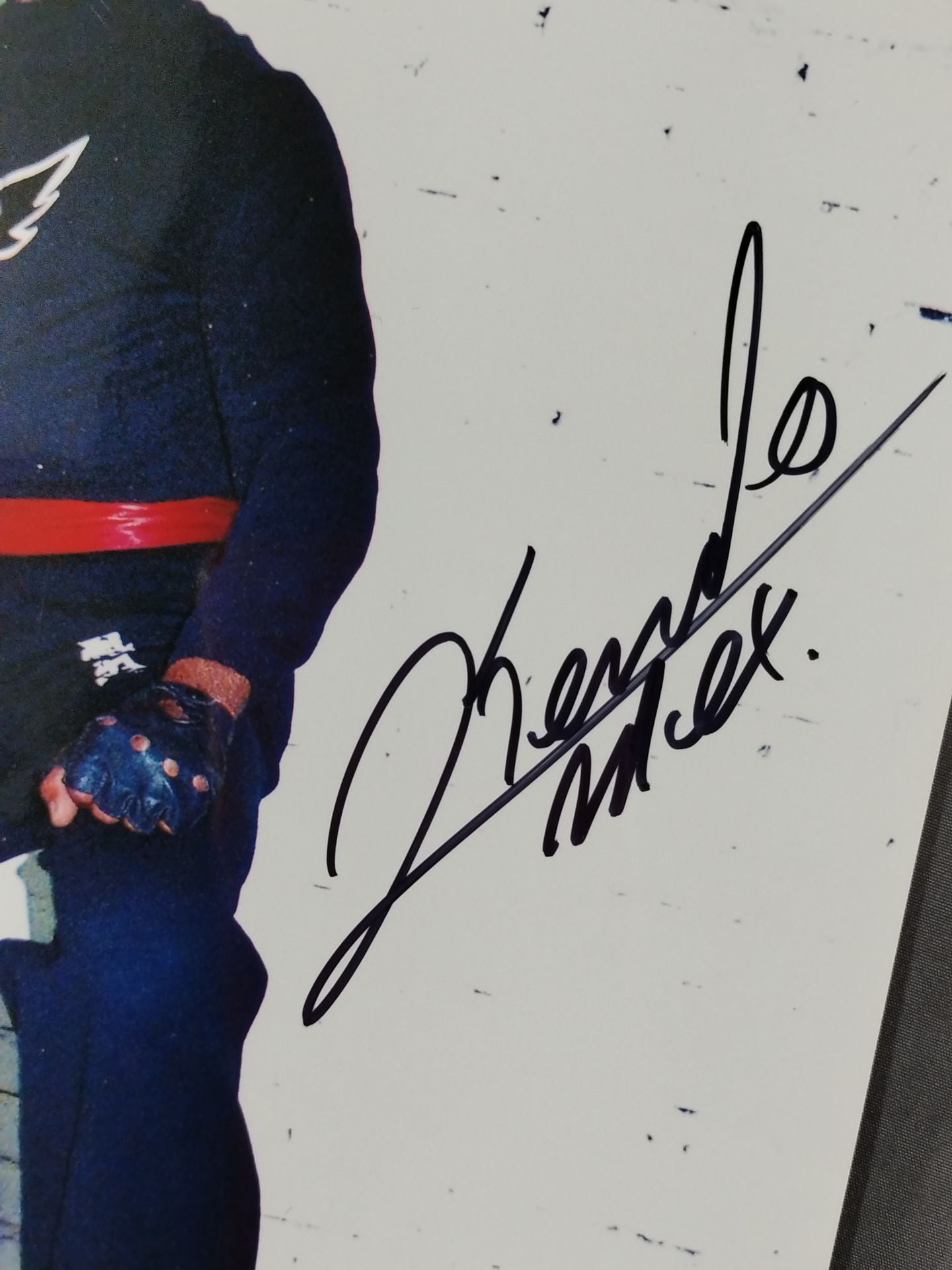 ケンドー 直筆サイン入り大判写真