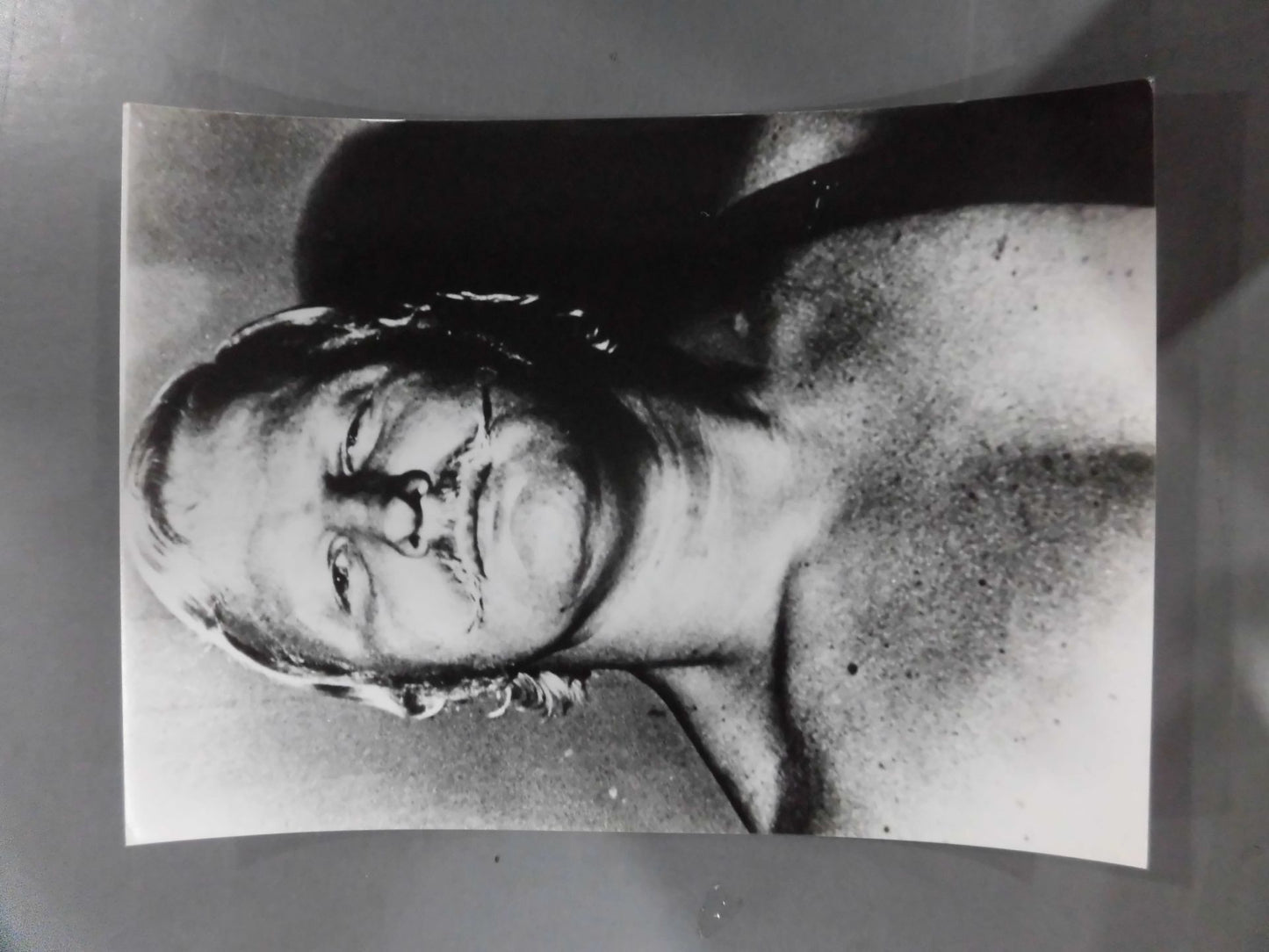 ロジャー・カービー 白黒写真①