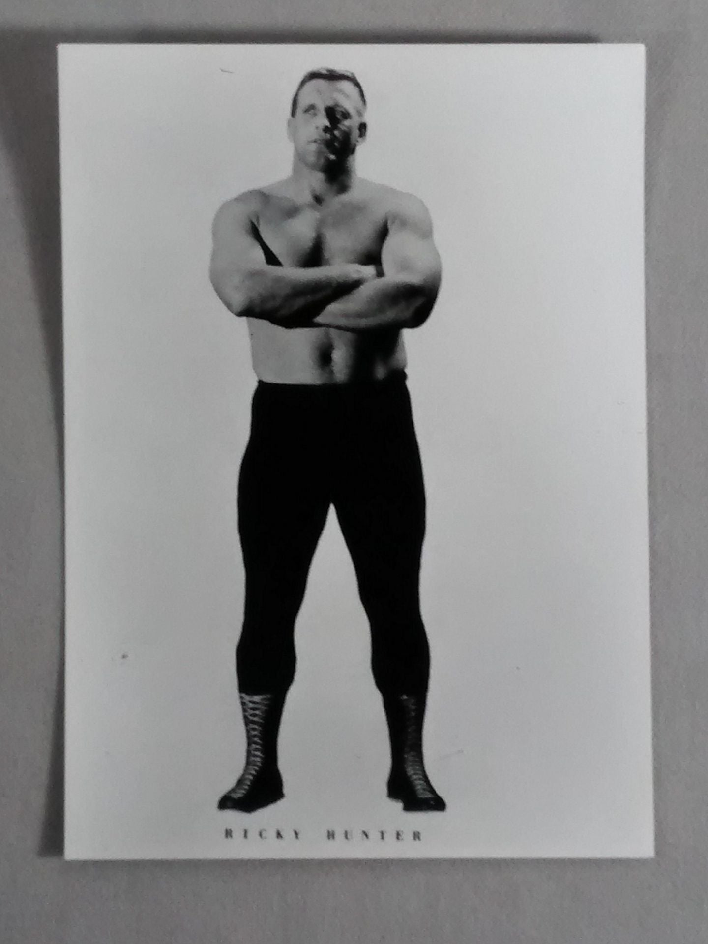 リッキー・ハンター 白黒写真①