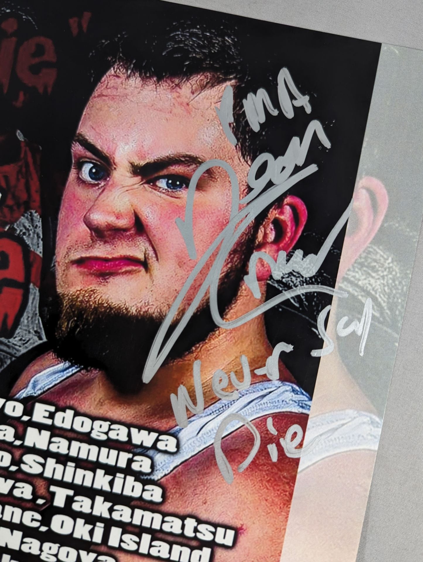 ジョシュ・クレイン 直筆サイン入りポートレート