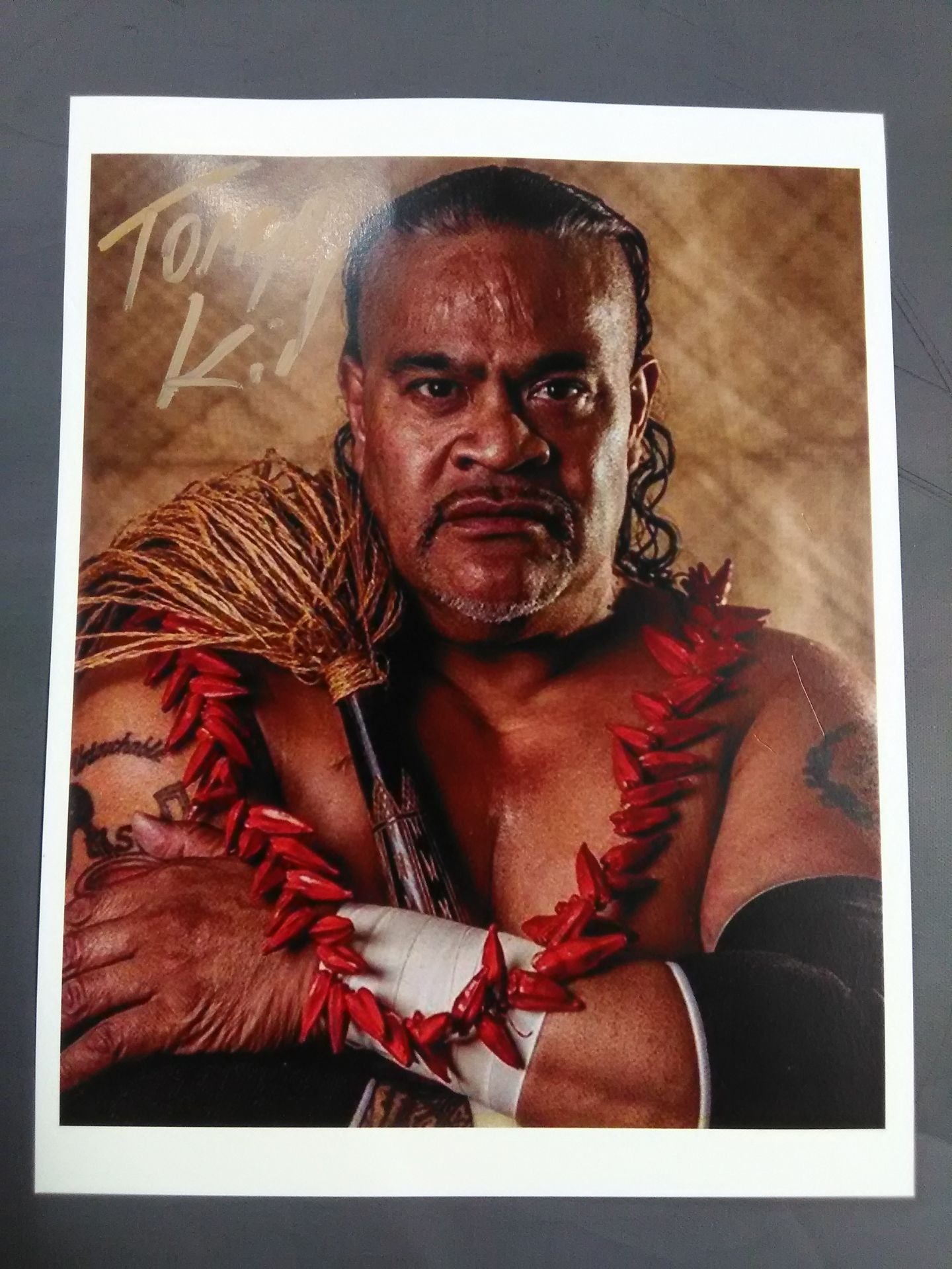 トンガ・キッド(リキシ) 直筆サイン入りポートレート①