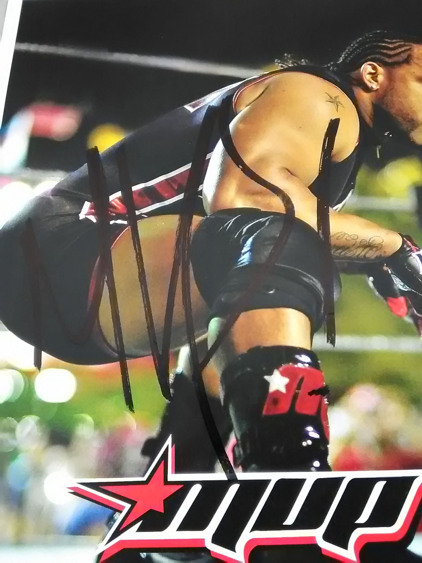 MVP hand signed autograph Pro-Photo ①