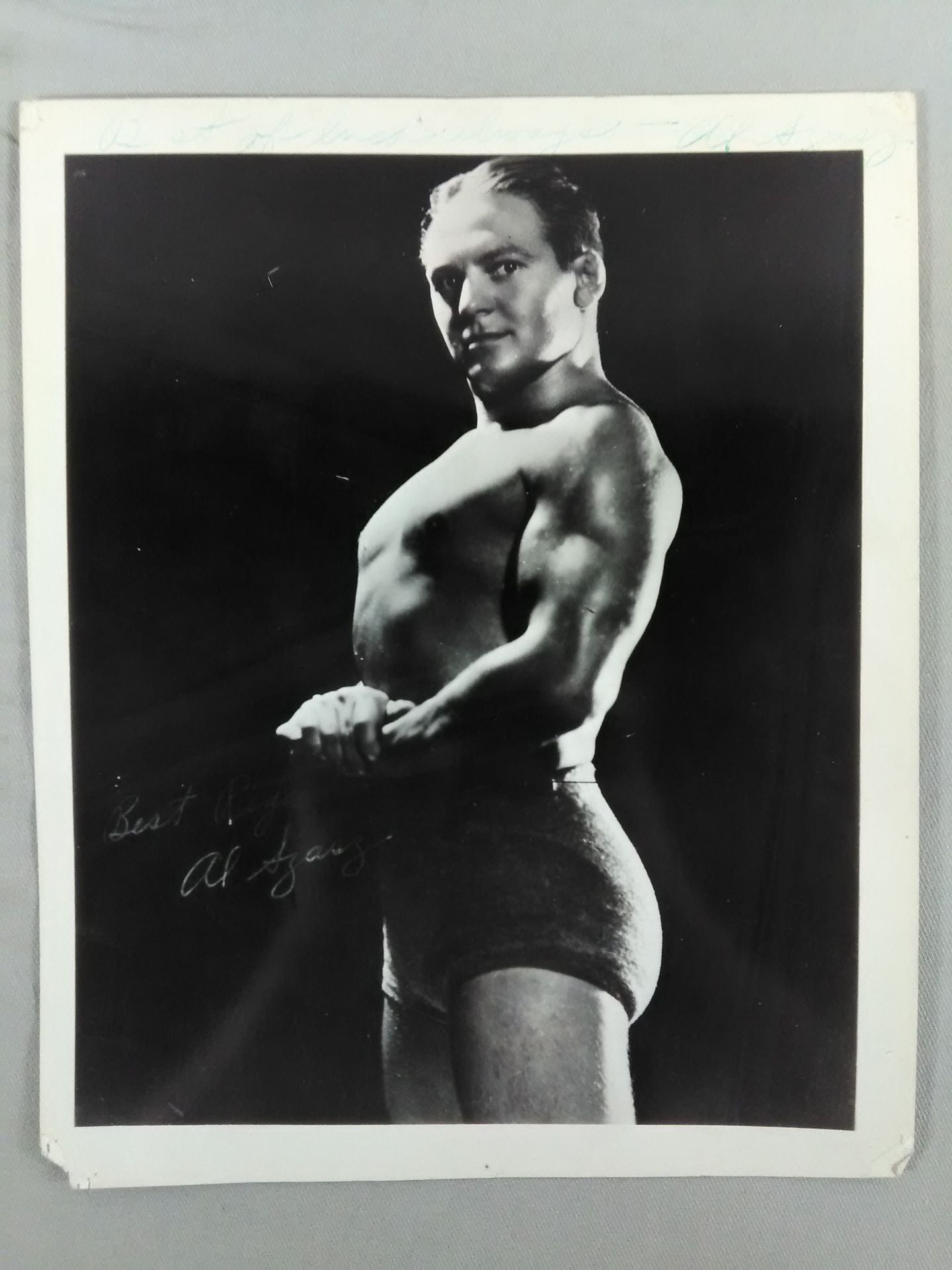 アル・スラニー 白黒ポートレート①