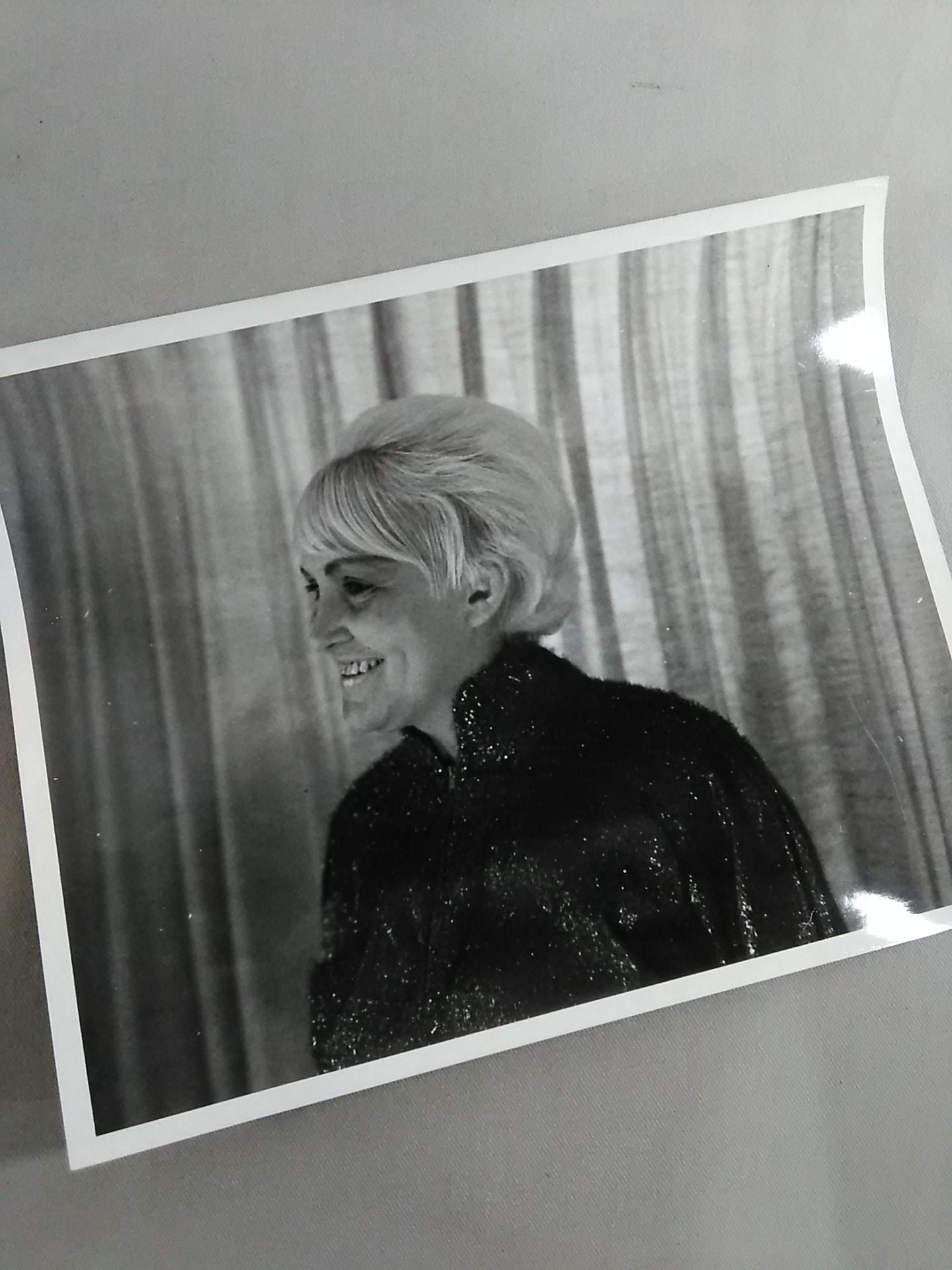 Mary Jane Mull Black and White Pro-Photo ⑥