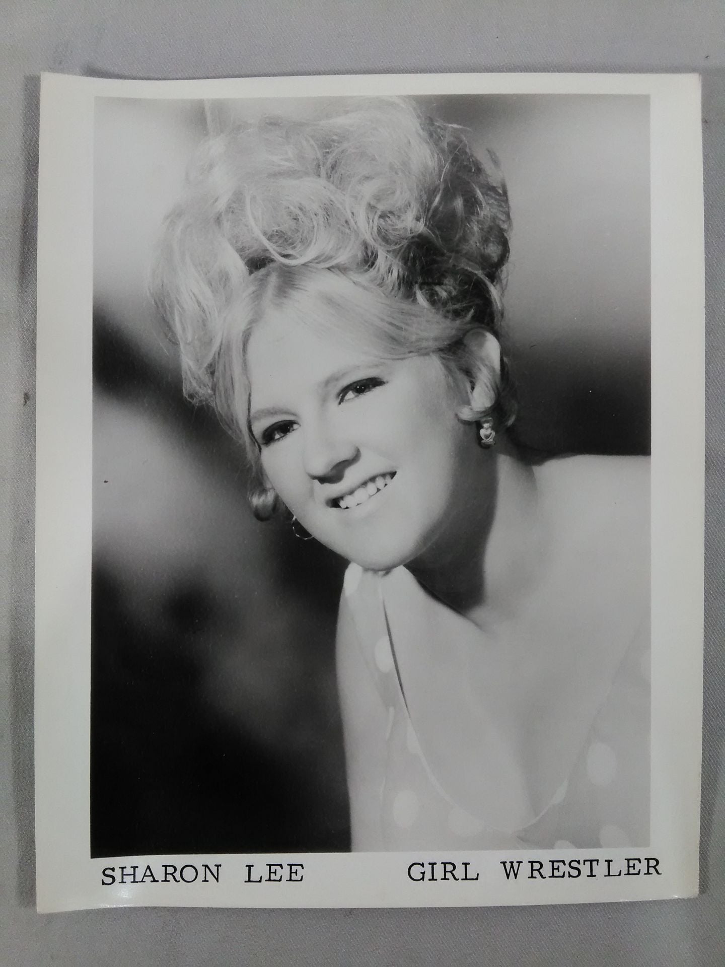 Sharon Lee Black and White Pro-Photo