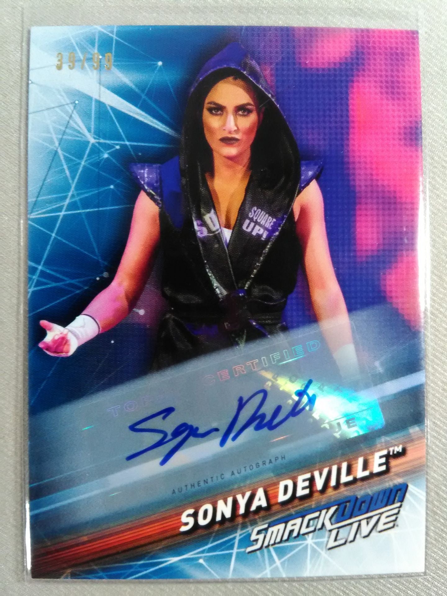 2019 WWE topps ソーニャ・デビル 公式サインカード