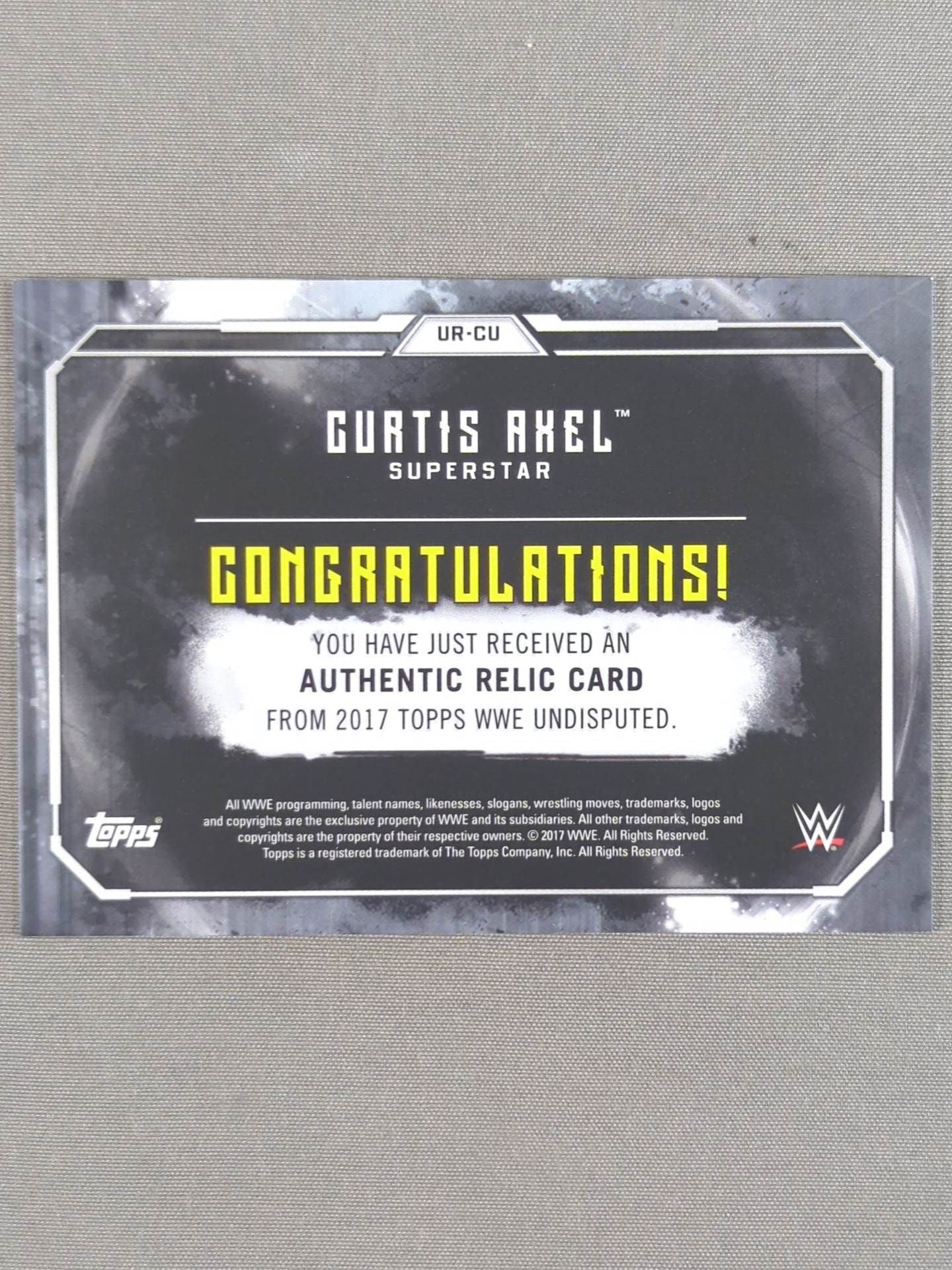 2017 WWE topps カーティス・アクセル 公式レリックカード(コスチューム)