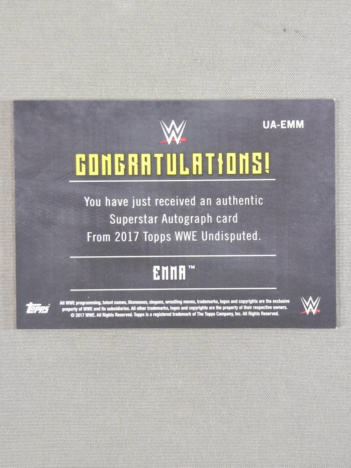 2017 WWE topps エマ 公式サインカード