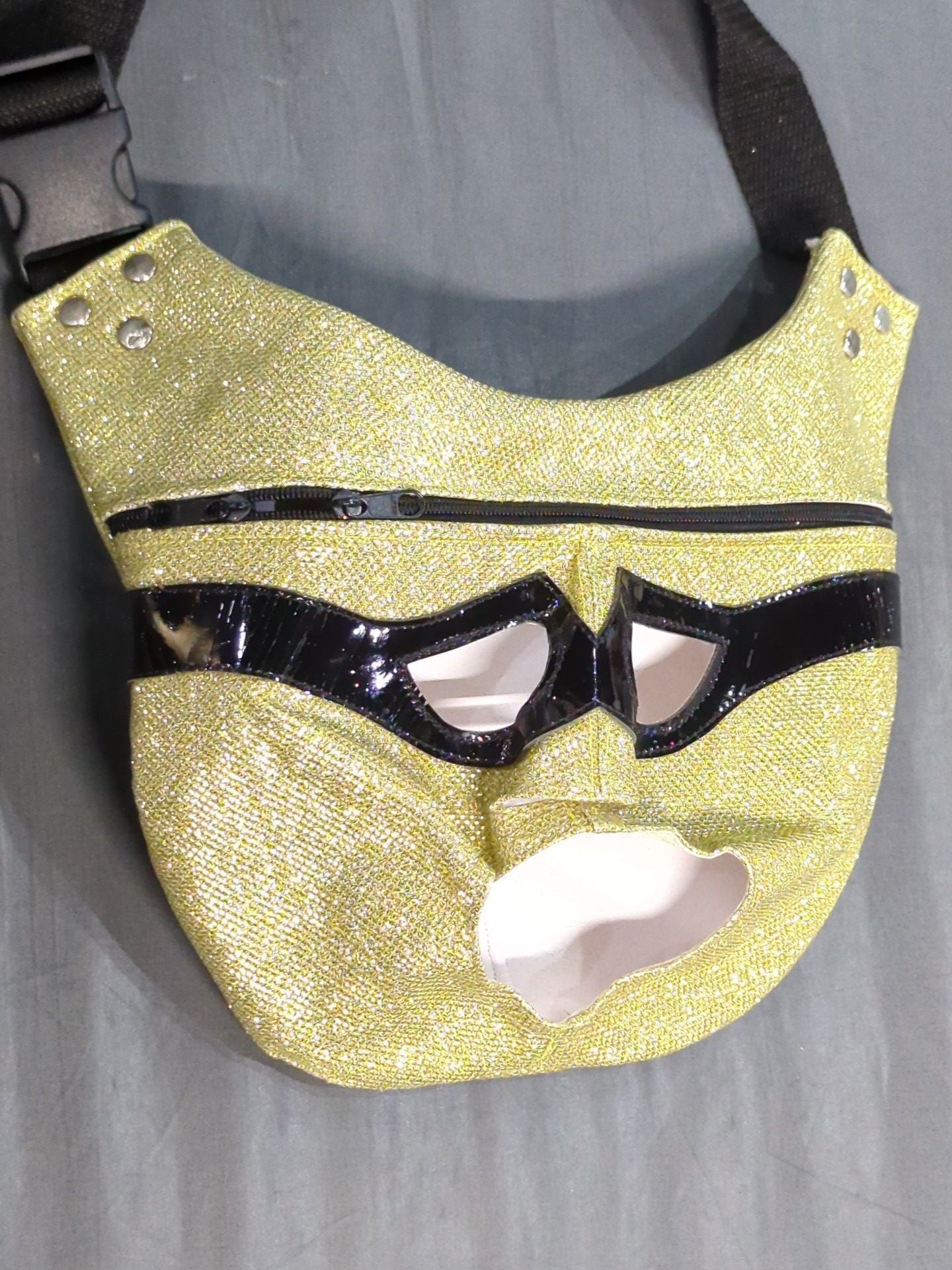 El Solitario Lucha Libre Messenger Bag
