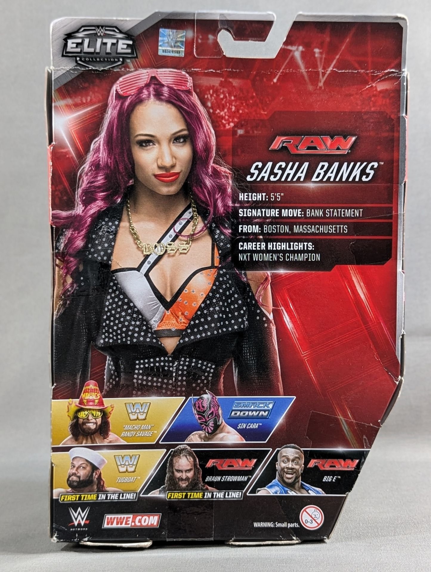 Sasha Banks (orange×white costume)