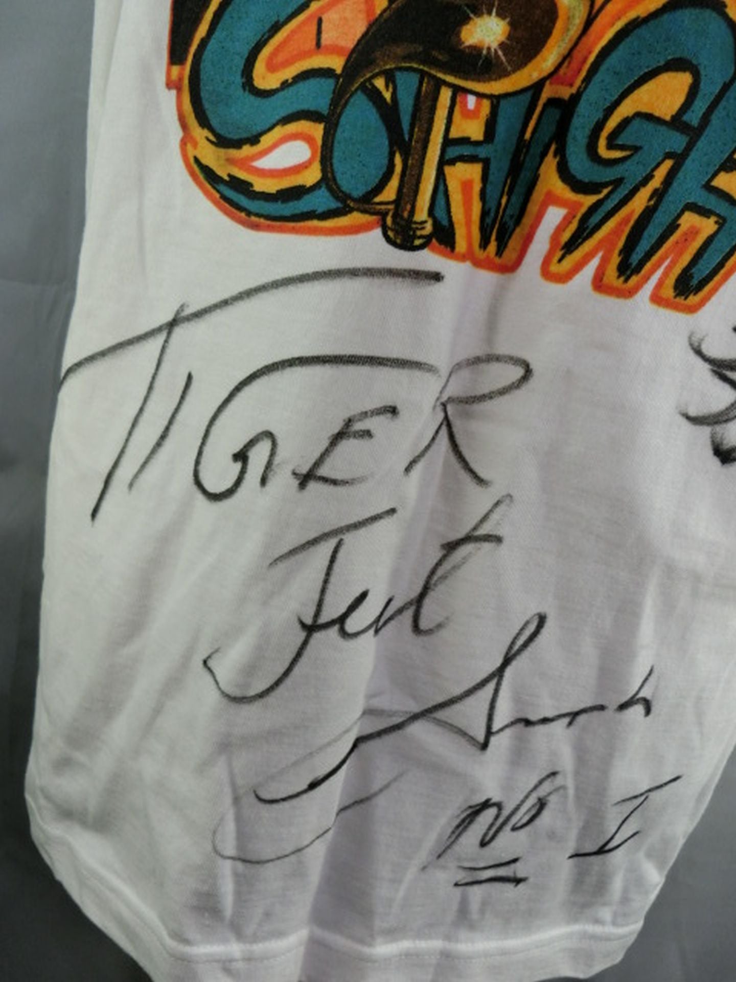 【シン&ゴージャス松野 W直筆サイン入り】タイガー・ジェット・シン イラストTシャツ