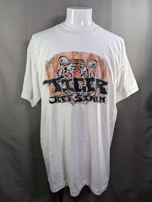 【hand signed autograph】 Tiger Jeet Singh  Tiger Illustration T-shirt